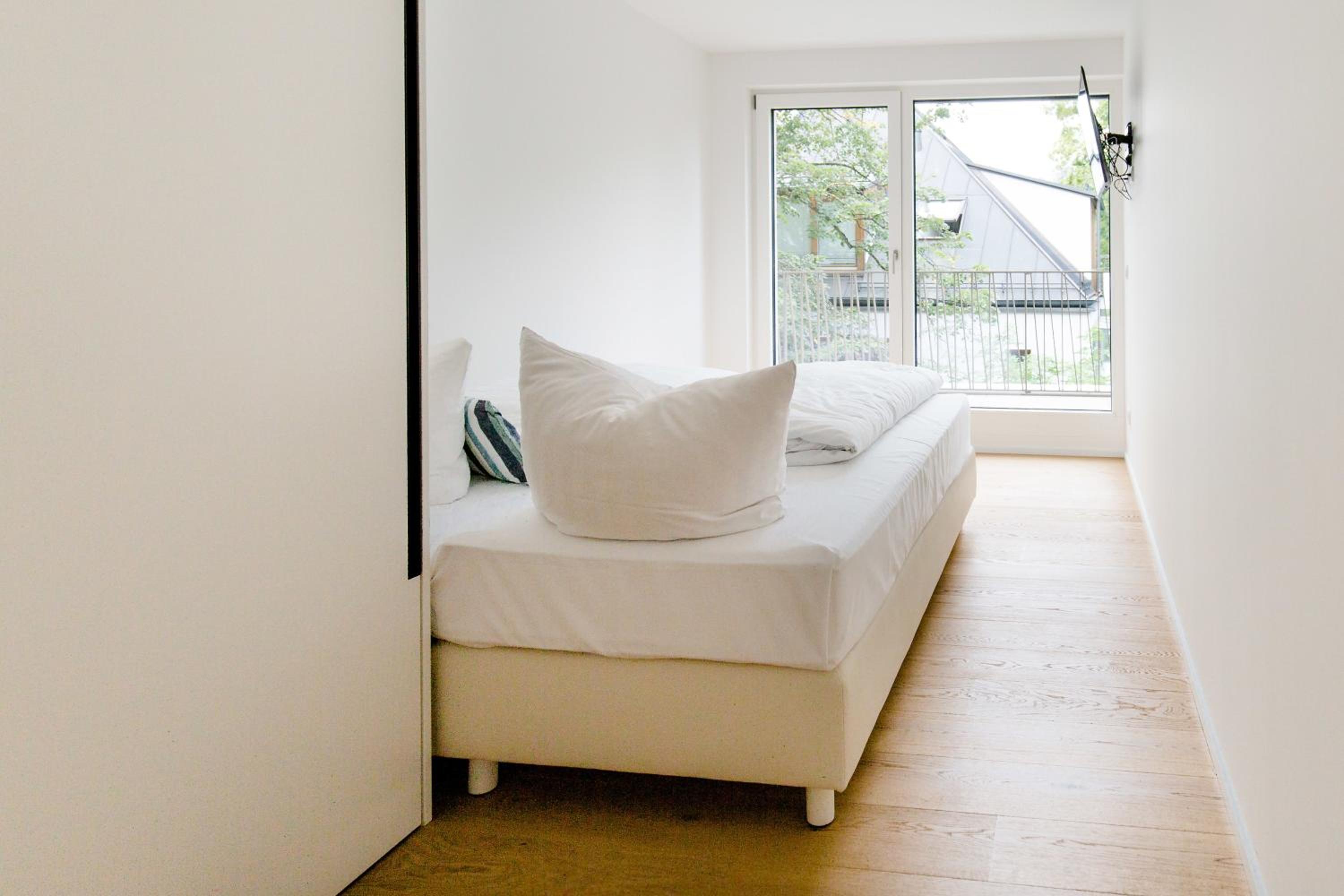 Max Lodging Serviced Apartments