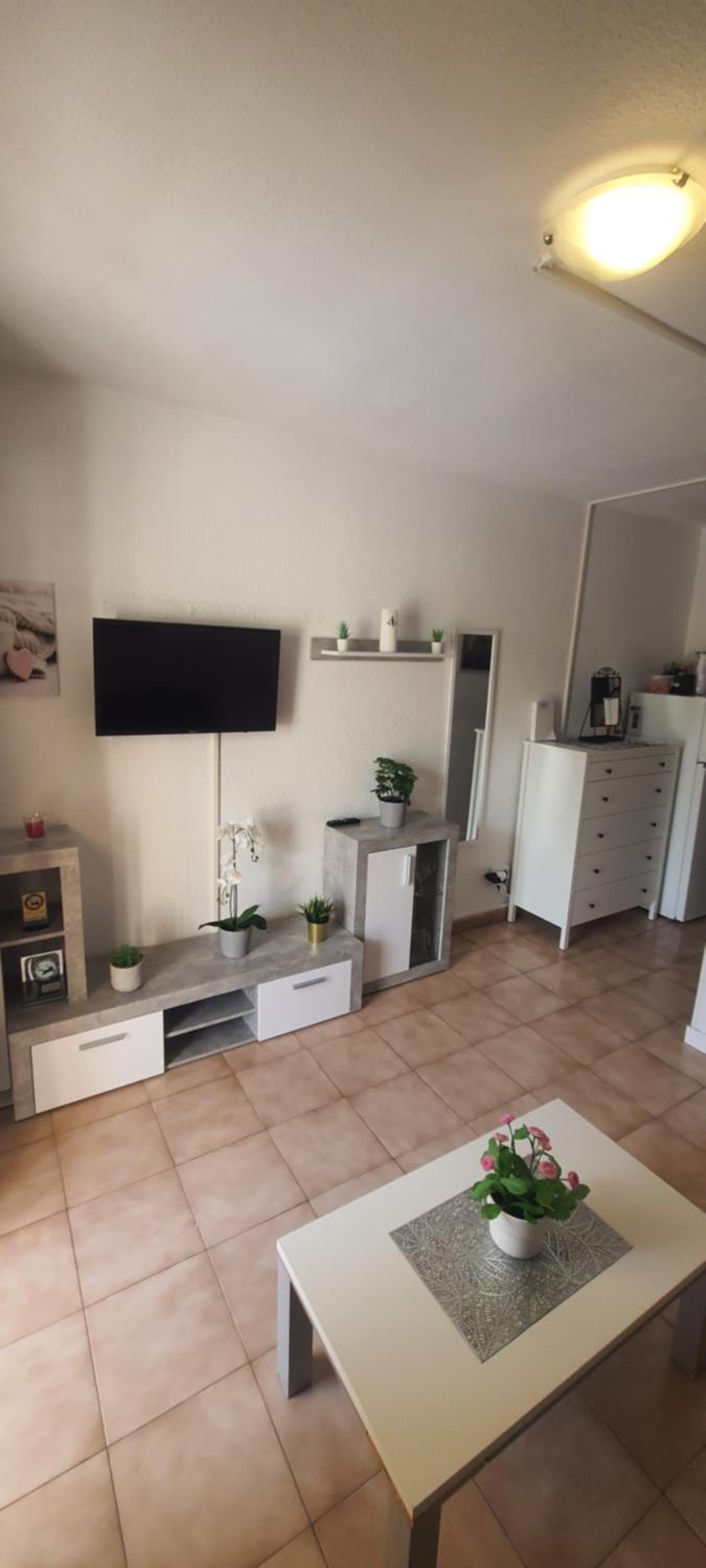 DORY HOUSE LOS CRISTIANOS