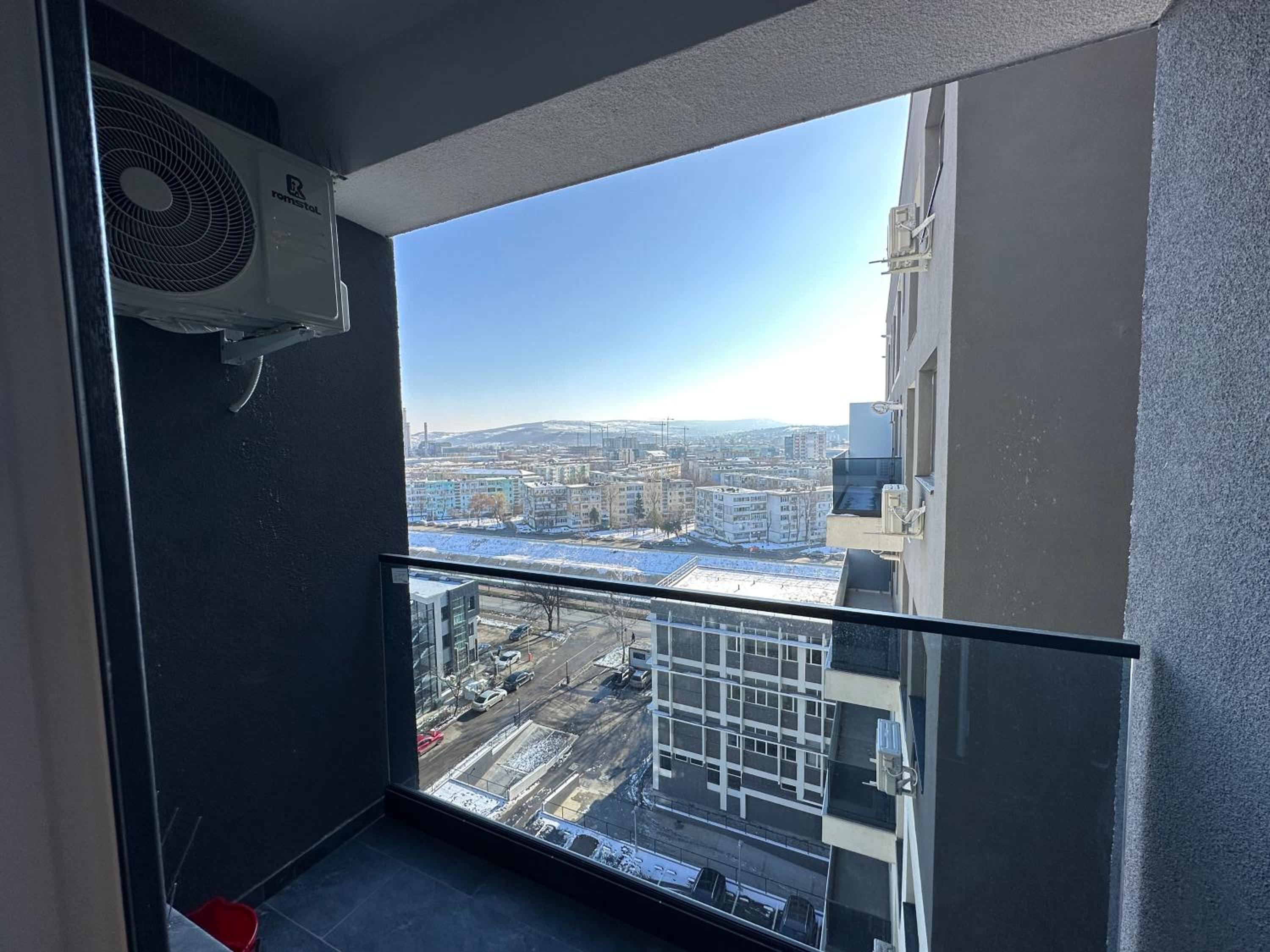 Renting Solutions Q