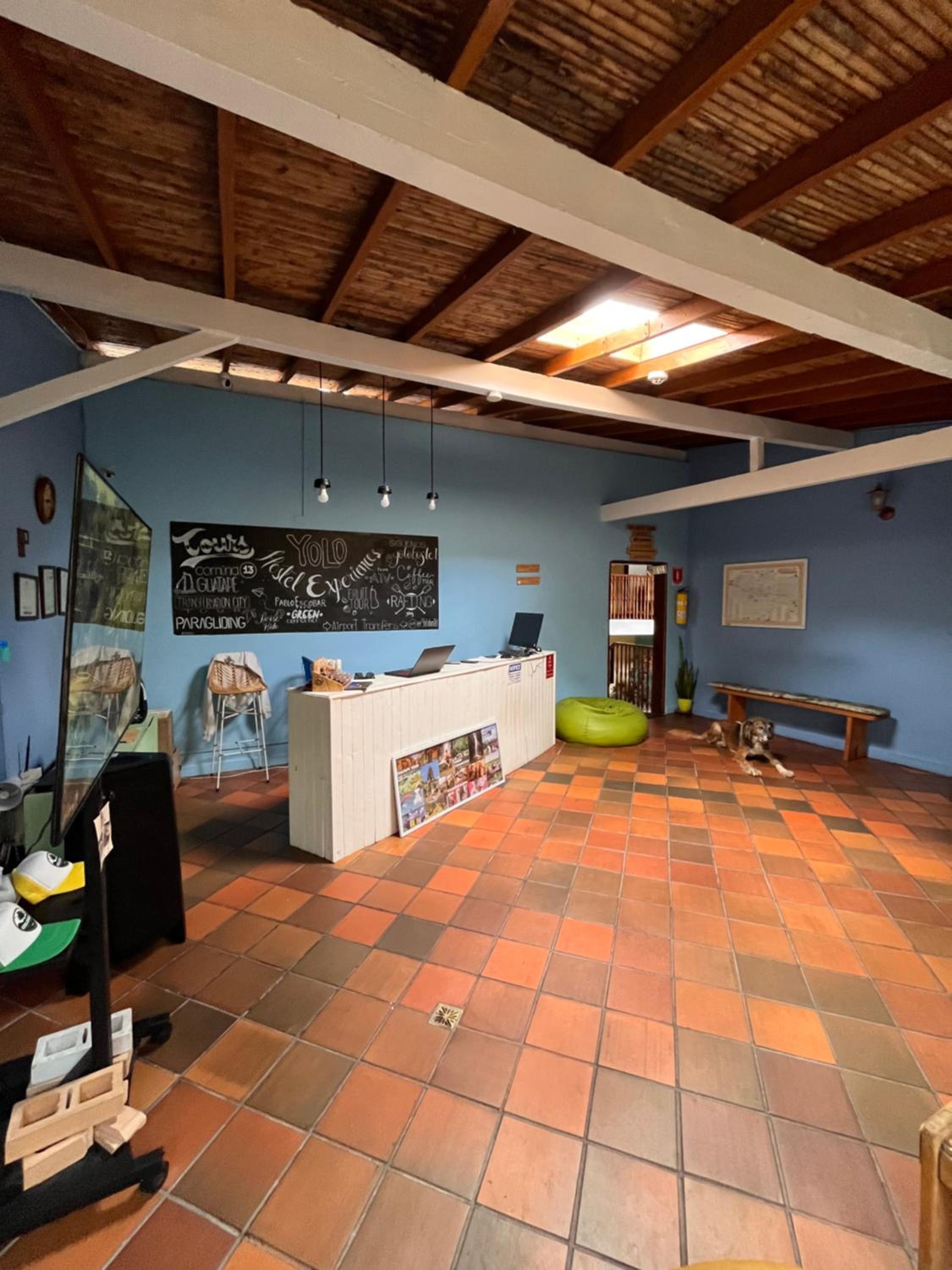 Yolo Hostel Medellin