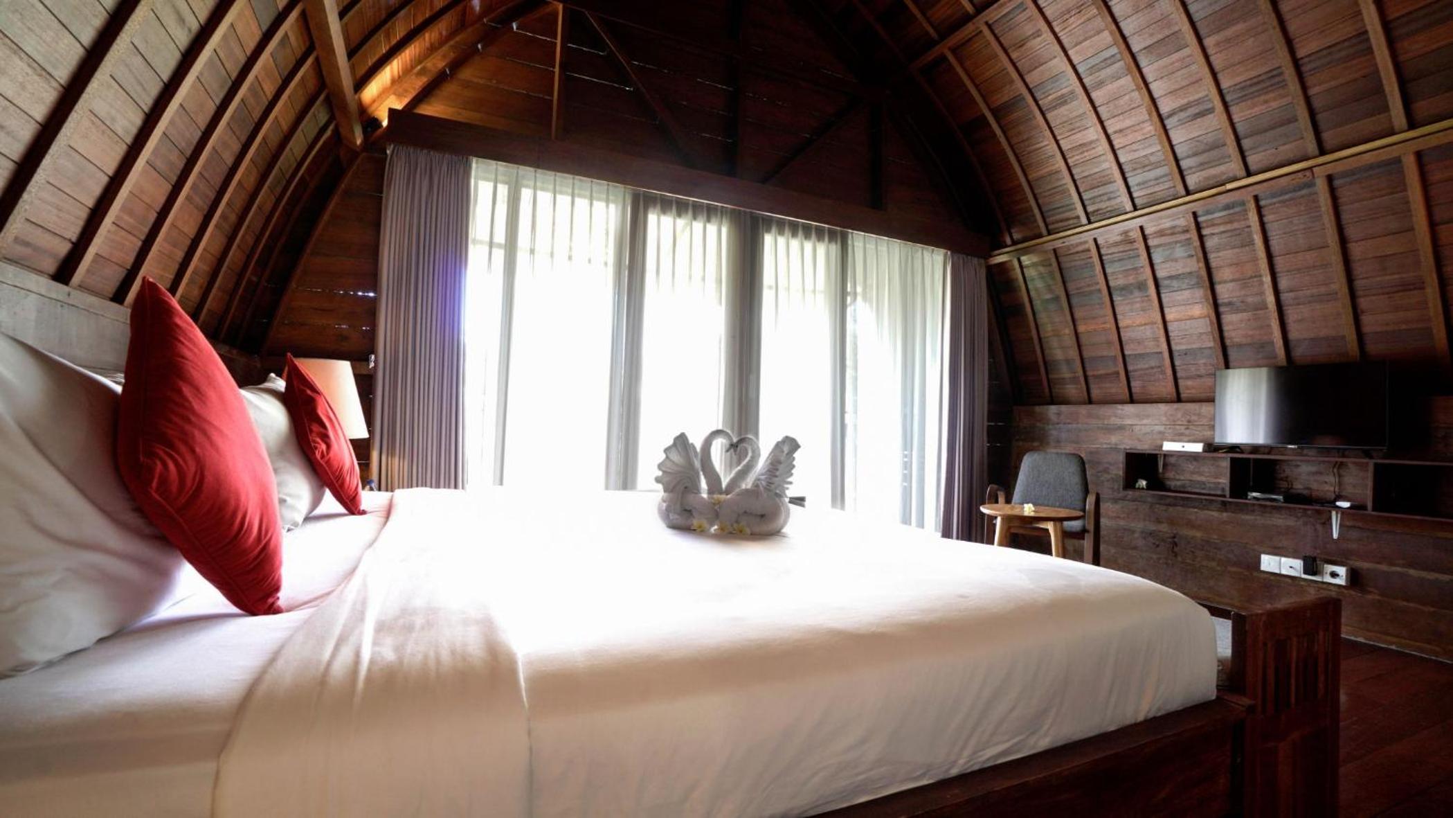 The Lumbung Wood Villa