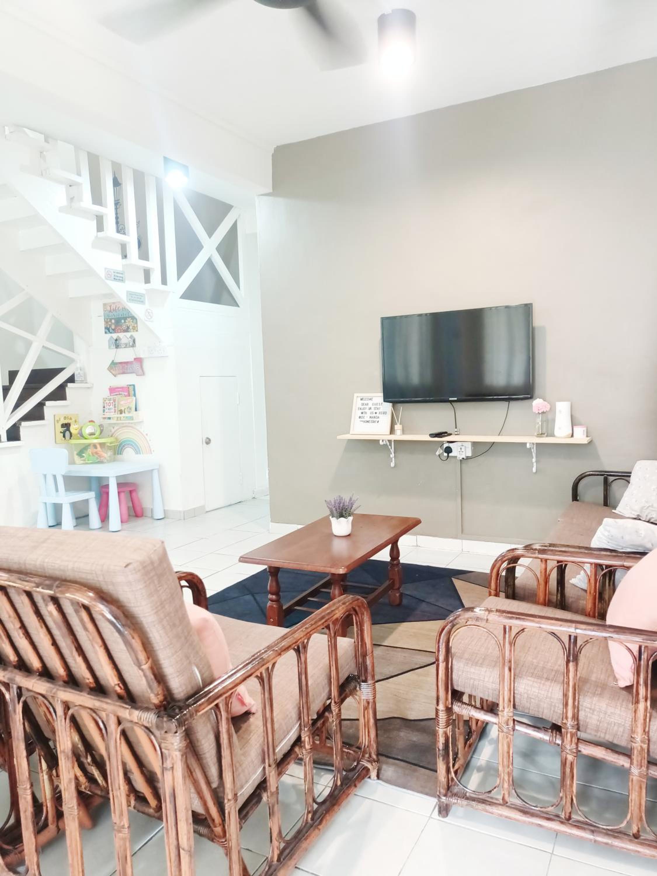 De'Manda Homestay photo 4