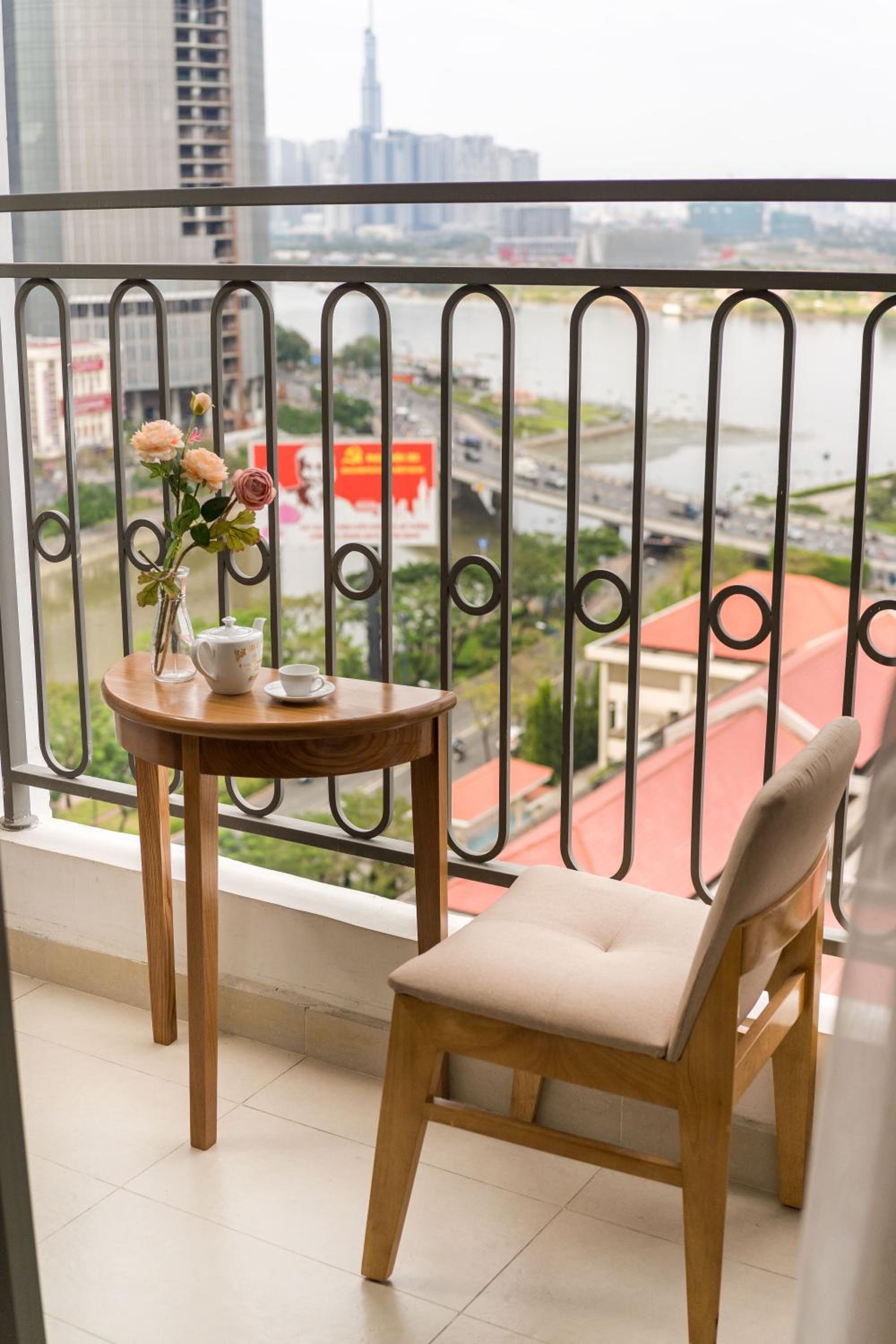 Saigon Royal Apartment 2 bedrooms amazing view for over 30 nights