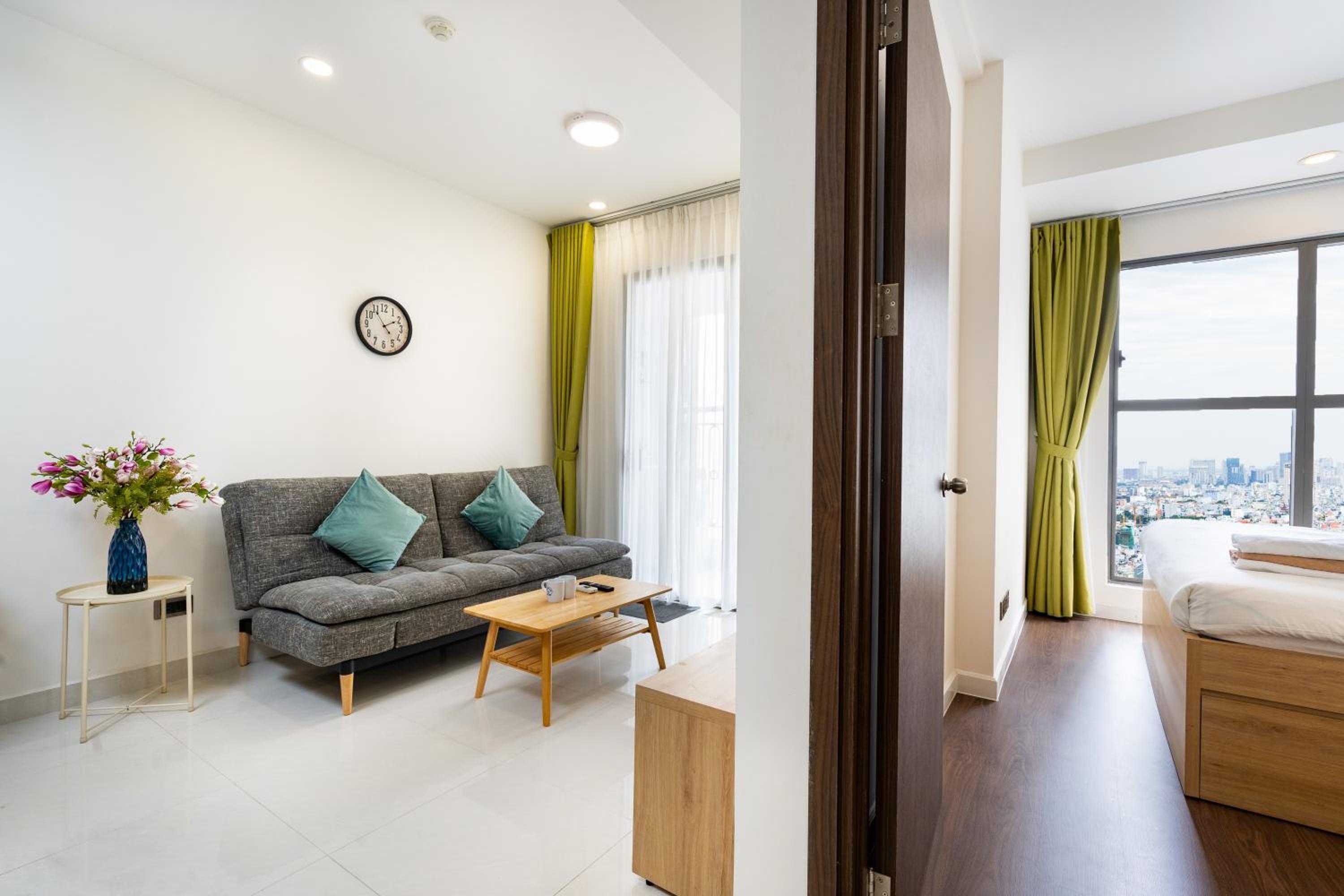 Saigon Royal Apartment 2 bedrooms amazing view for over 30 nights
