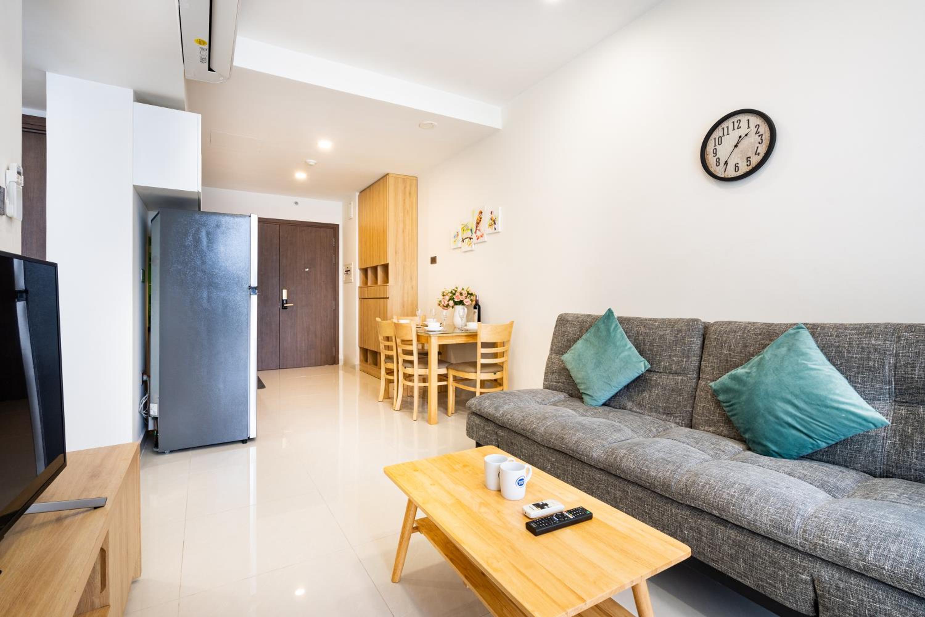 Saigon Royal Apartment 2 bedrooms amazing view for over 30 nights