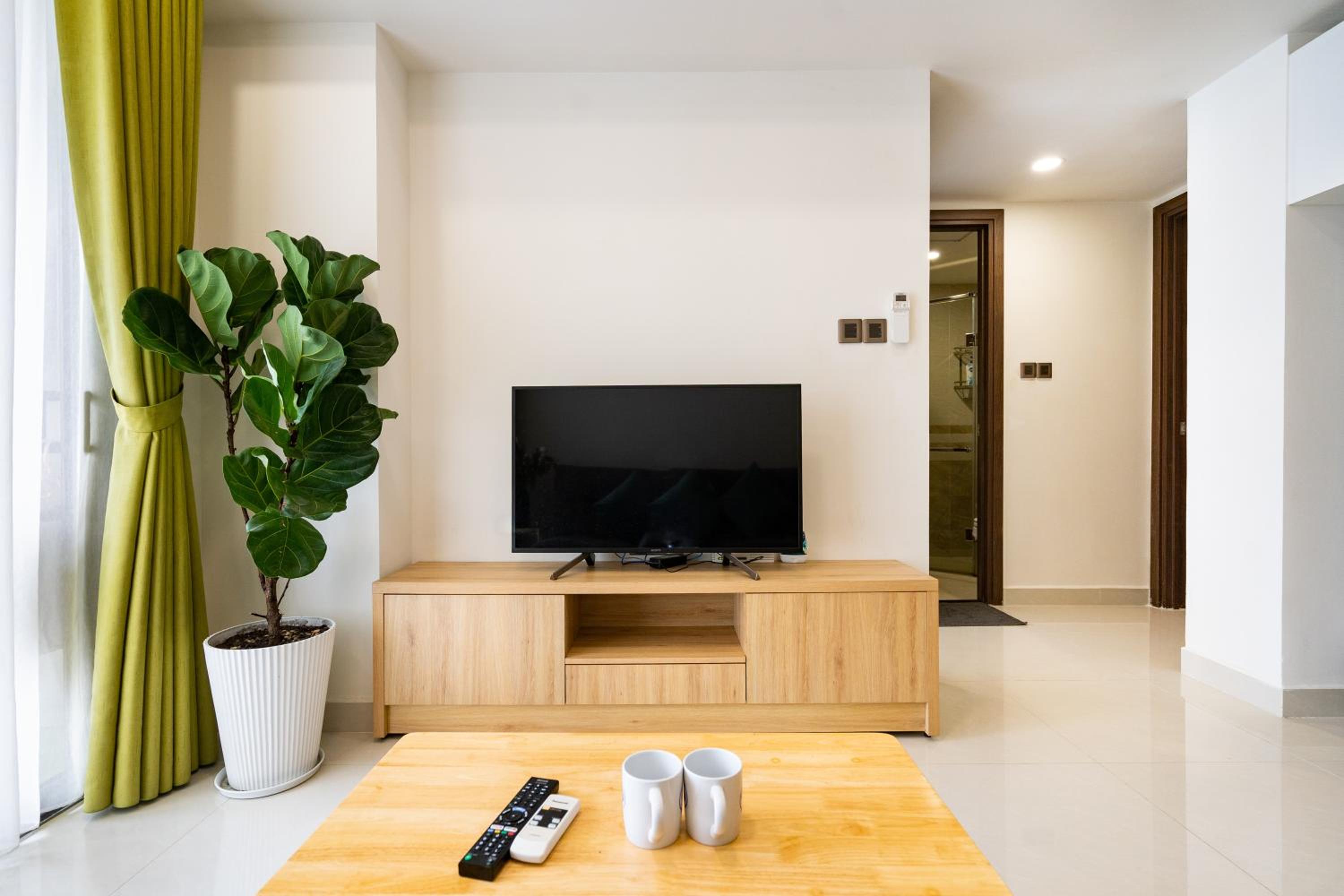 Saigon Royal Apartment 2 bedrooms amazing view for over 30 nights