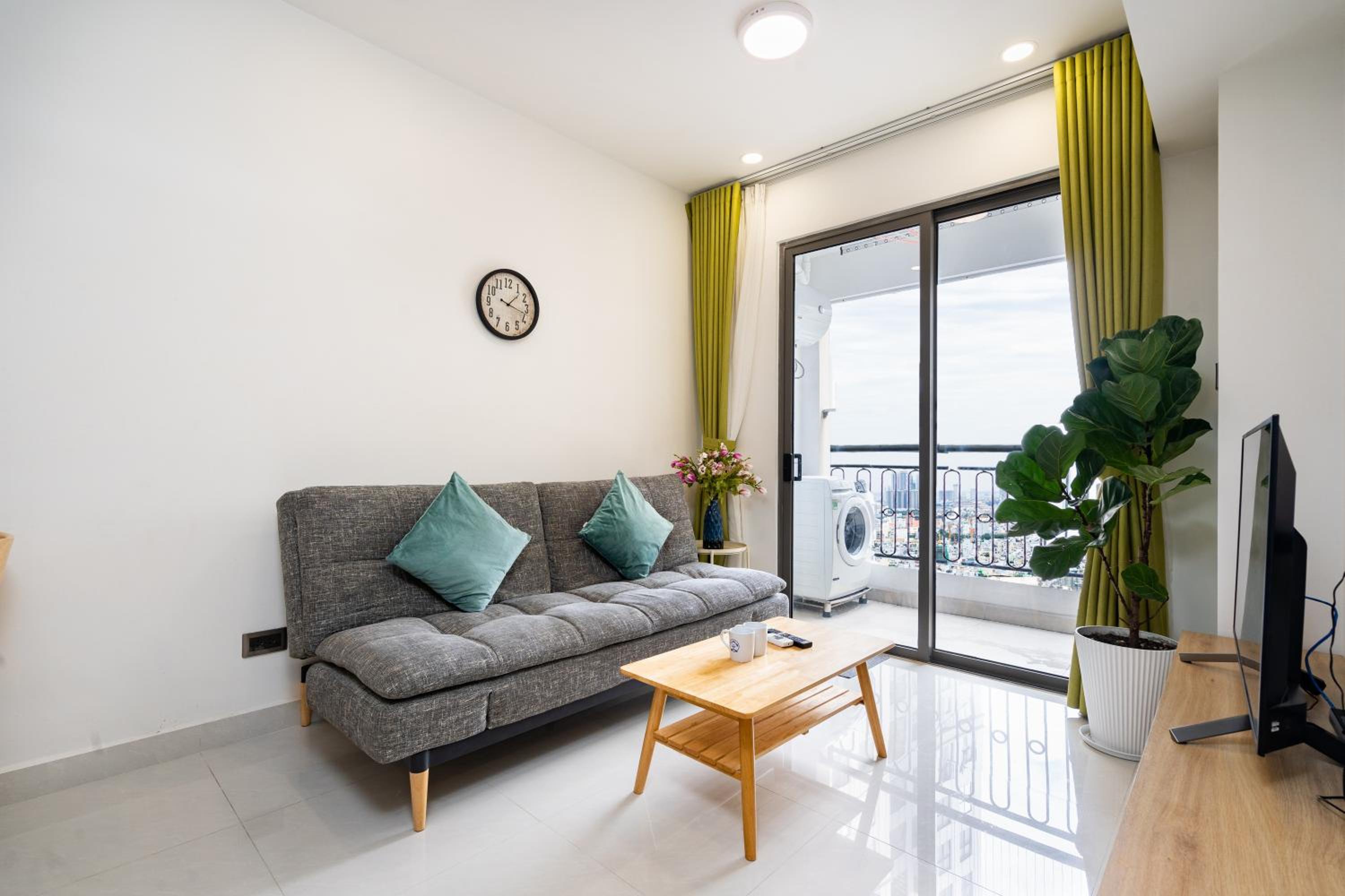 Saigon Royal Apartment 2 bedrooms amazing view for over 30 nights