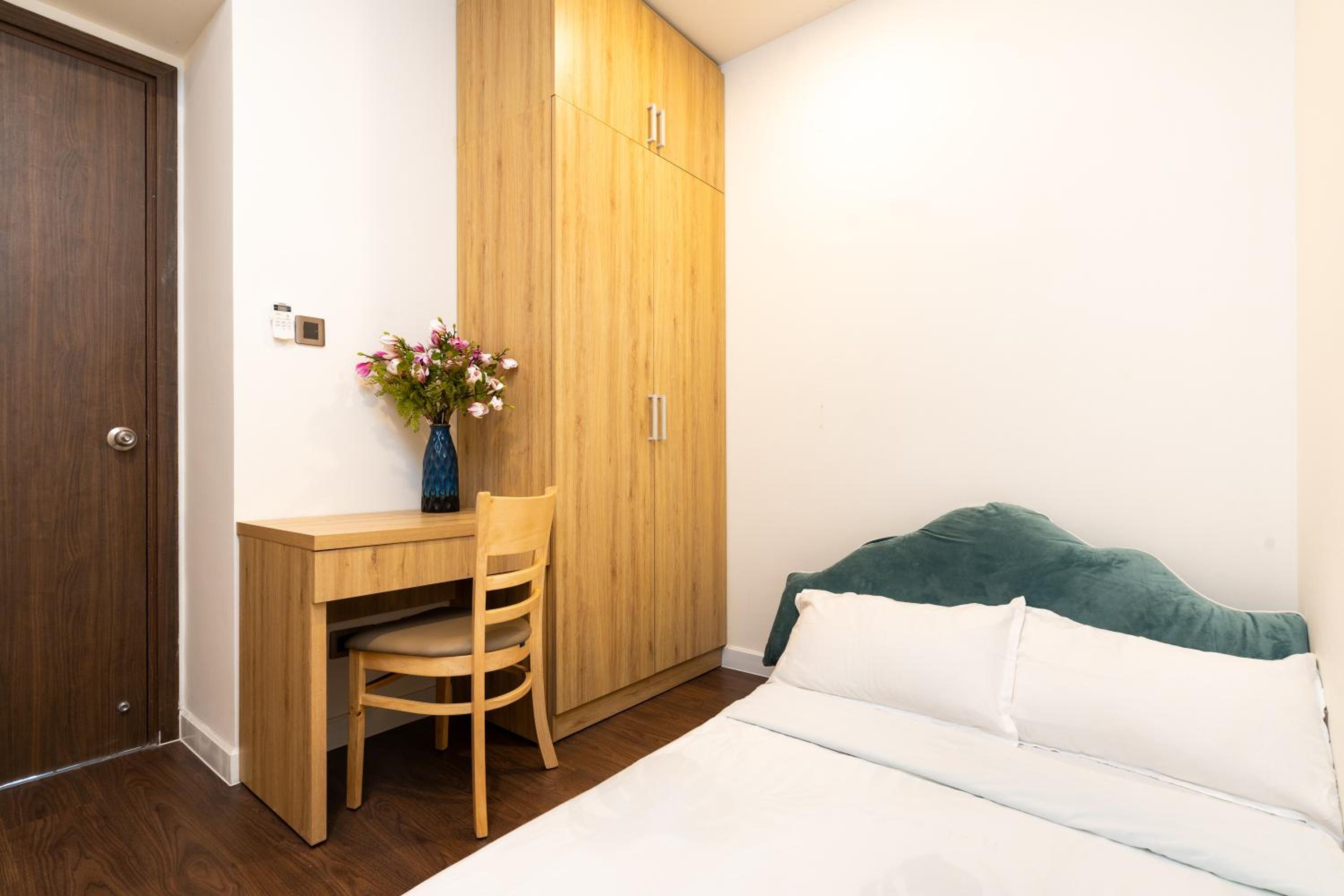 Saigon Royal Apartment 2 bedrooms amazing view for over 30 nights