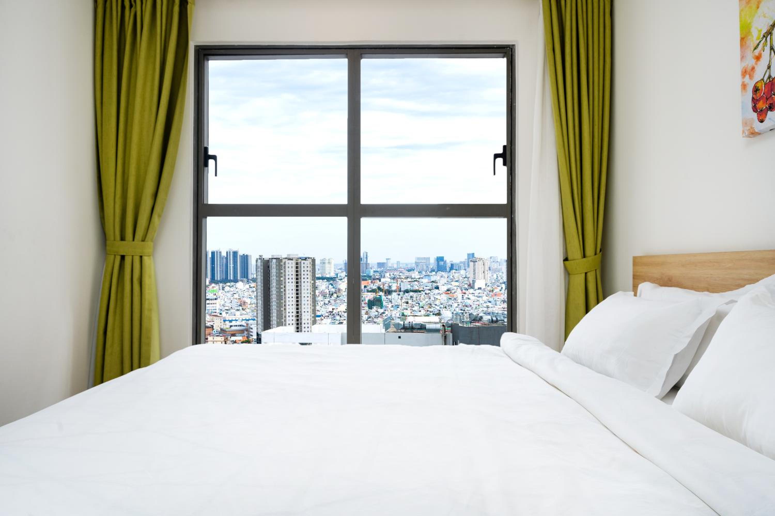 Saigon Royal Apartment 2 bedrooms amazing view for over 30 nights