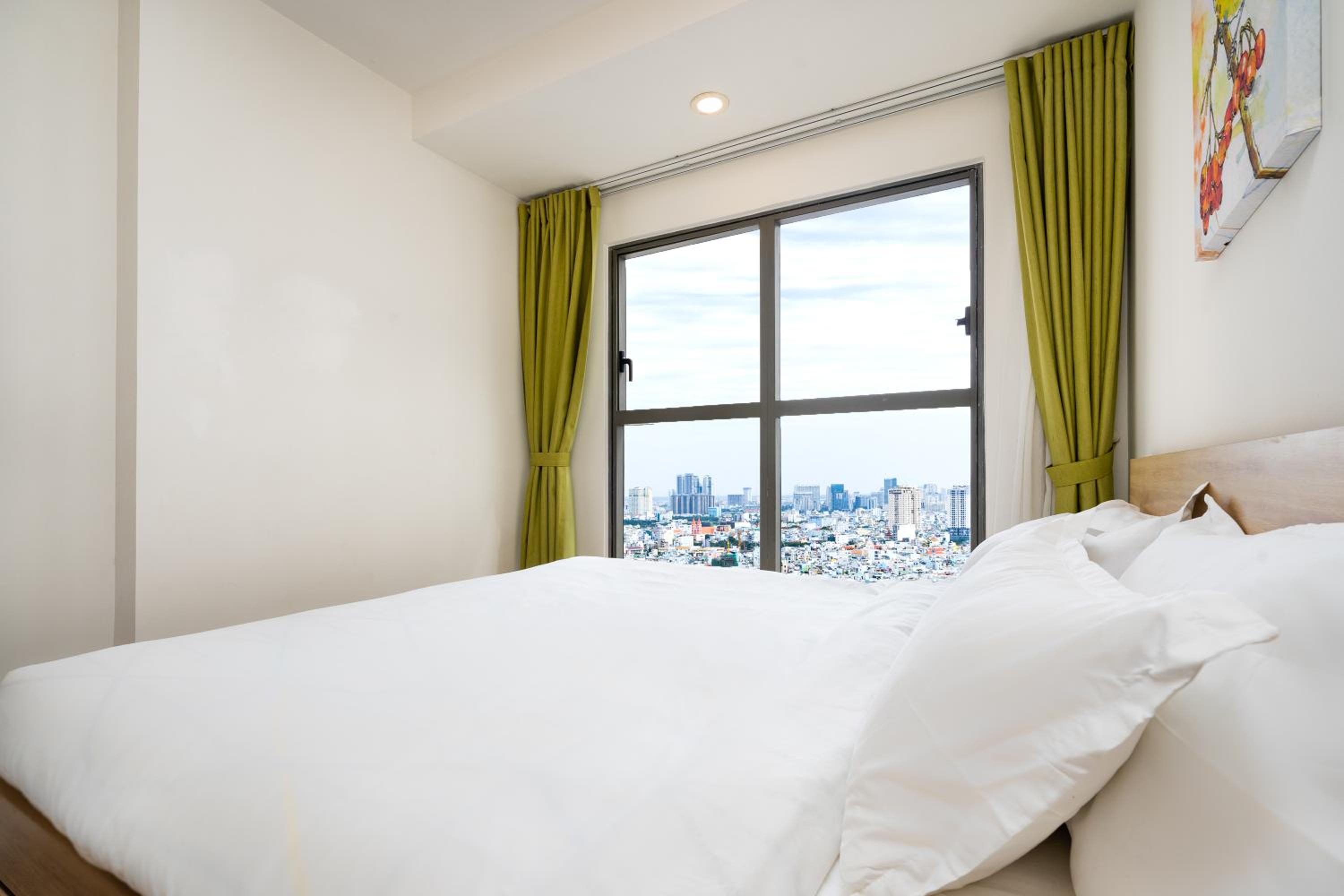 Saigon Royal Apartment 2 bedrooms amazing view for over 30 nights