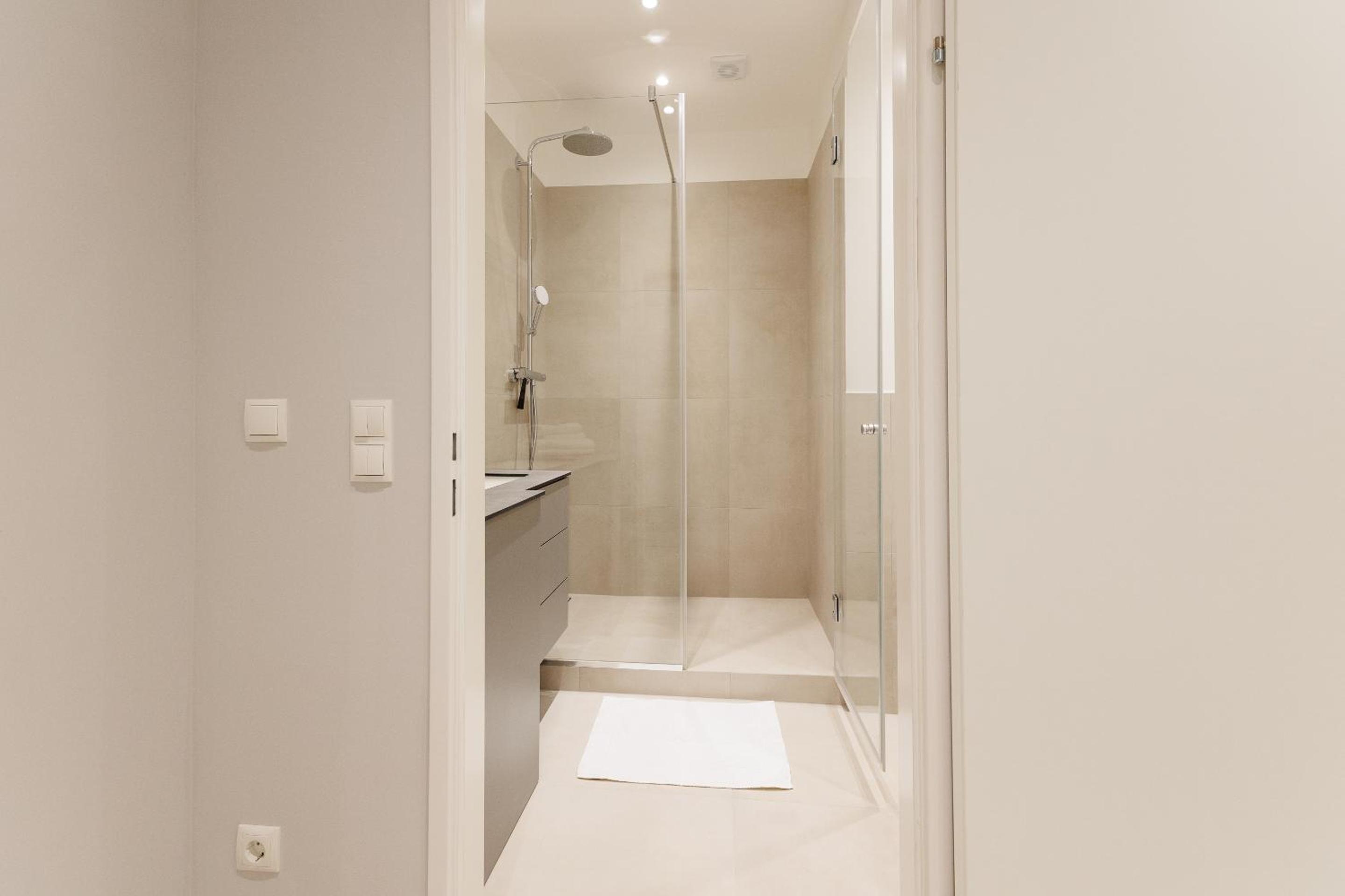Vienne City Apartment Crown 6