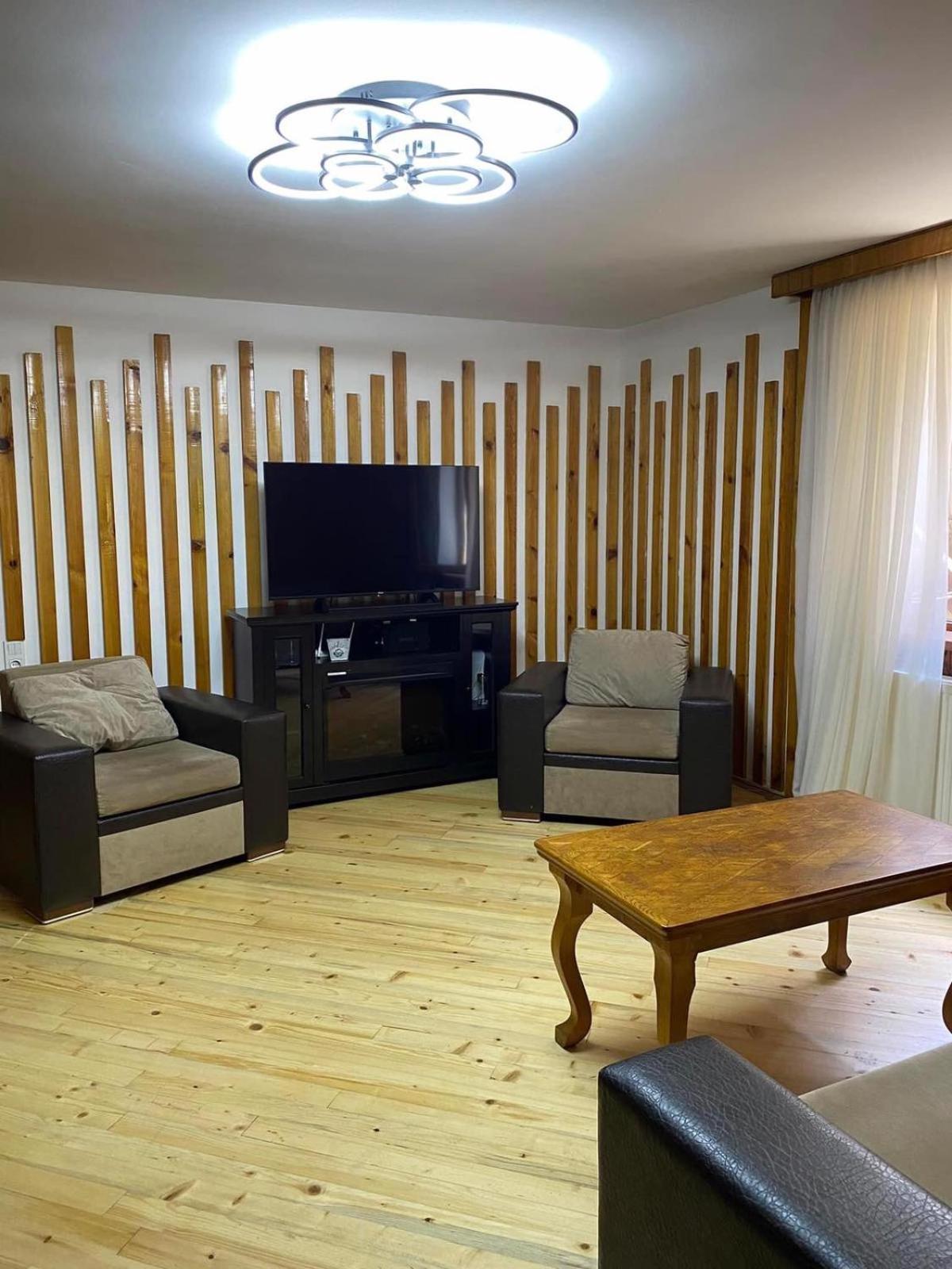 Friendly House