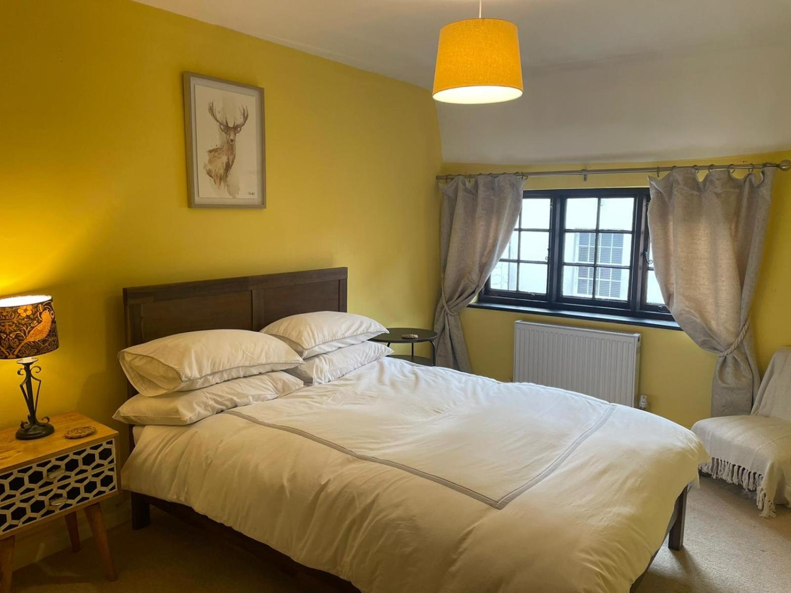 Arms Cottage