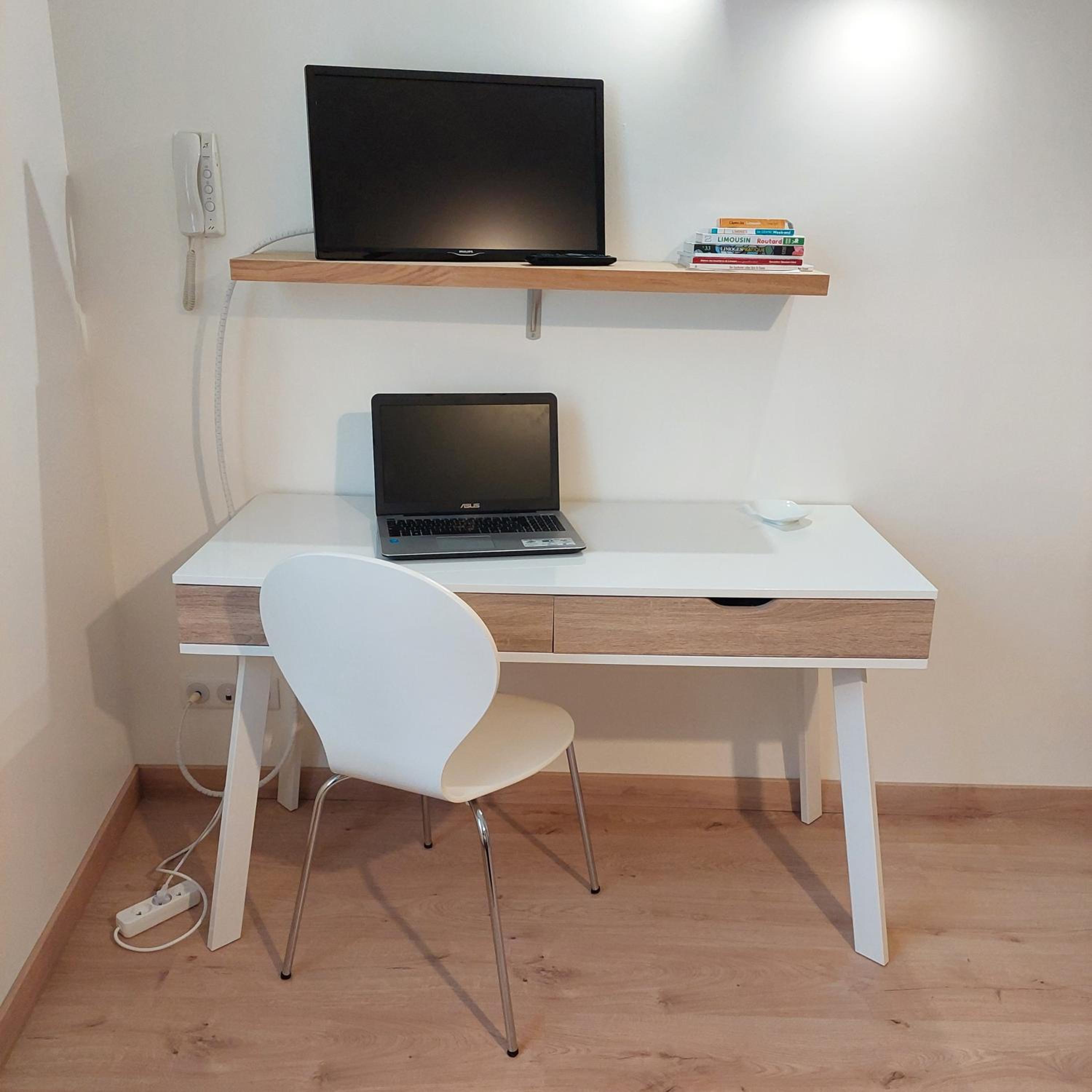 Photo 9