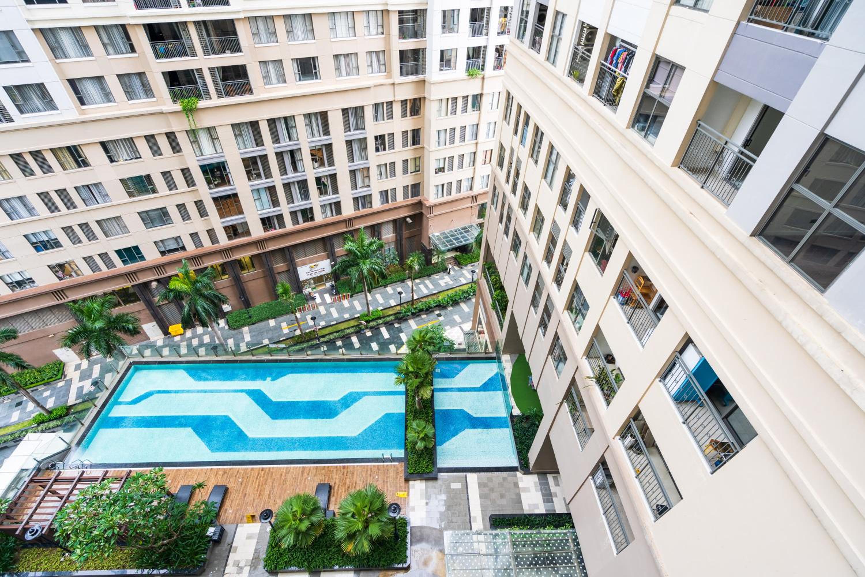 Saigon Royal Apartment 2 bedroom in center