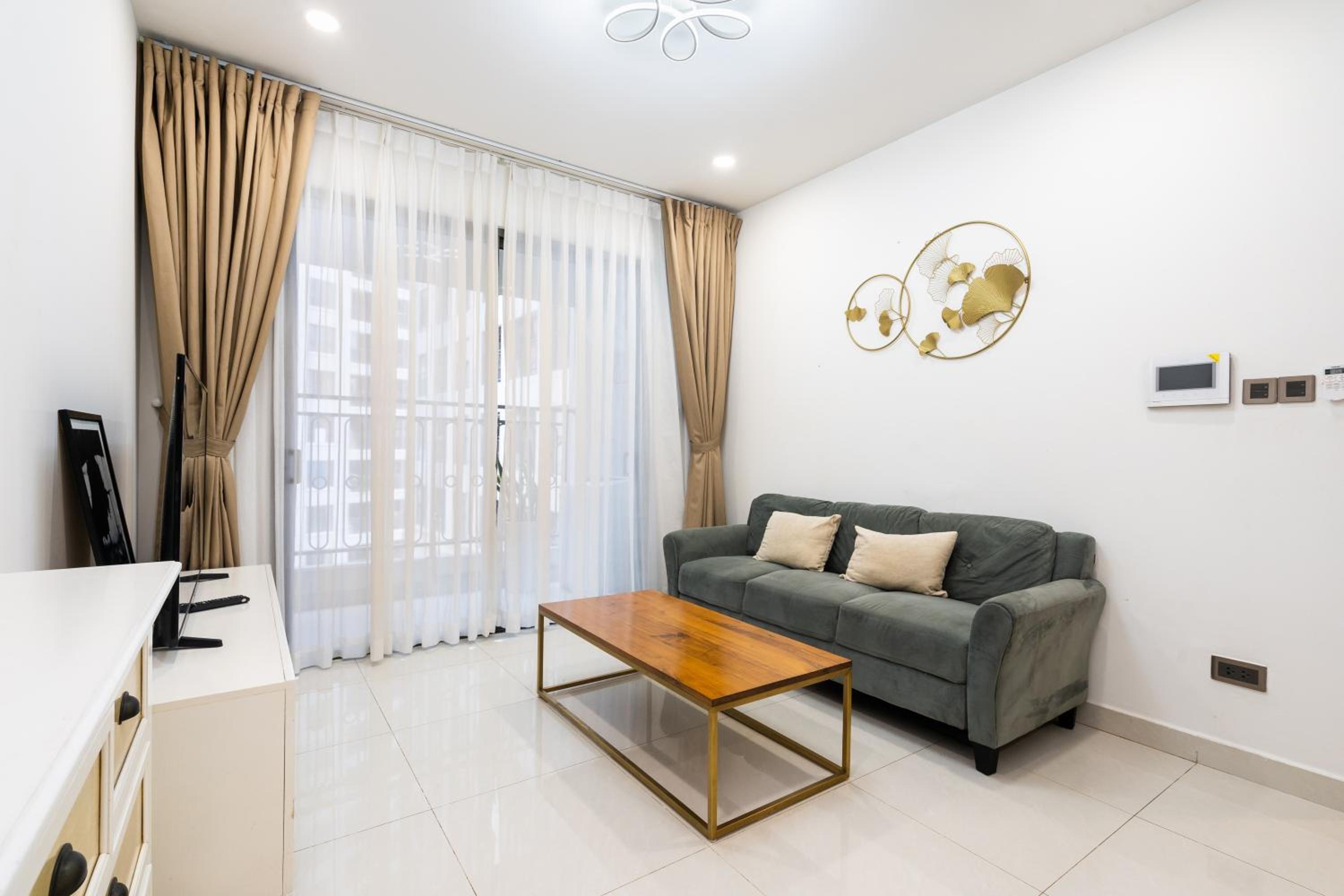 Saigon Royal Apartment 2 bedroom in center