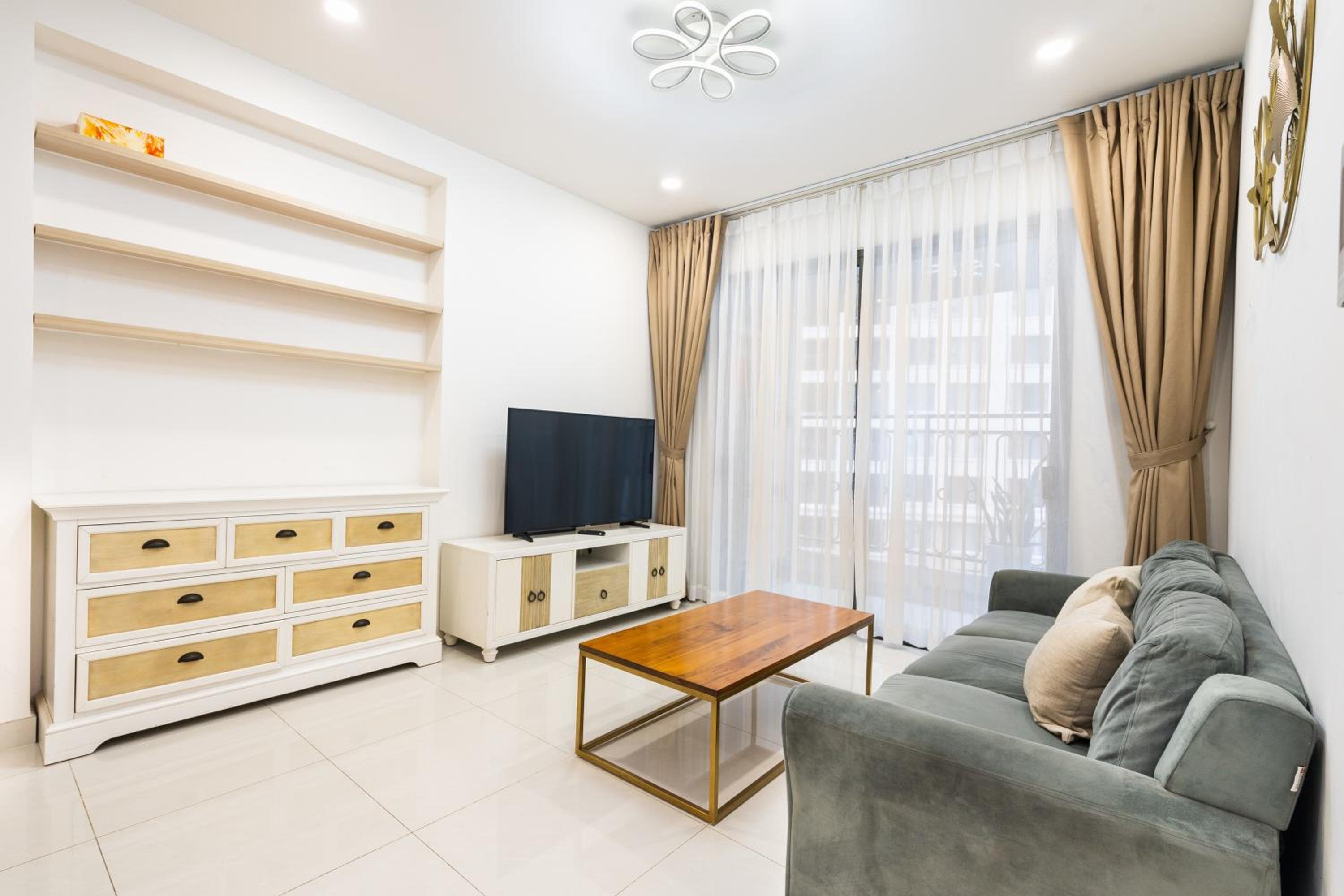 Saigon Royal Apartment 2 bedroom in center