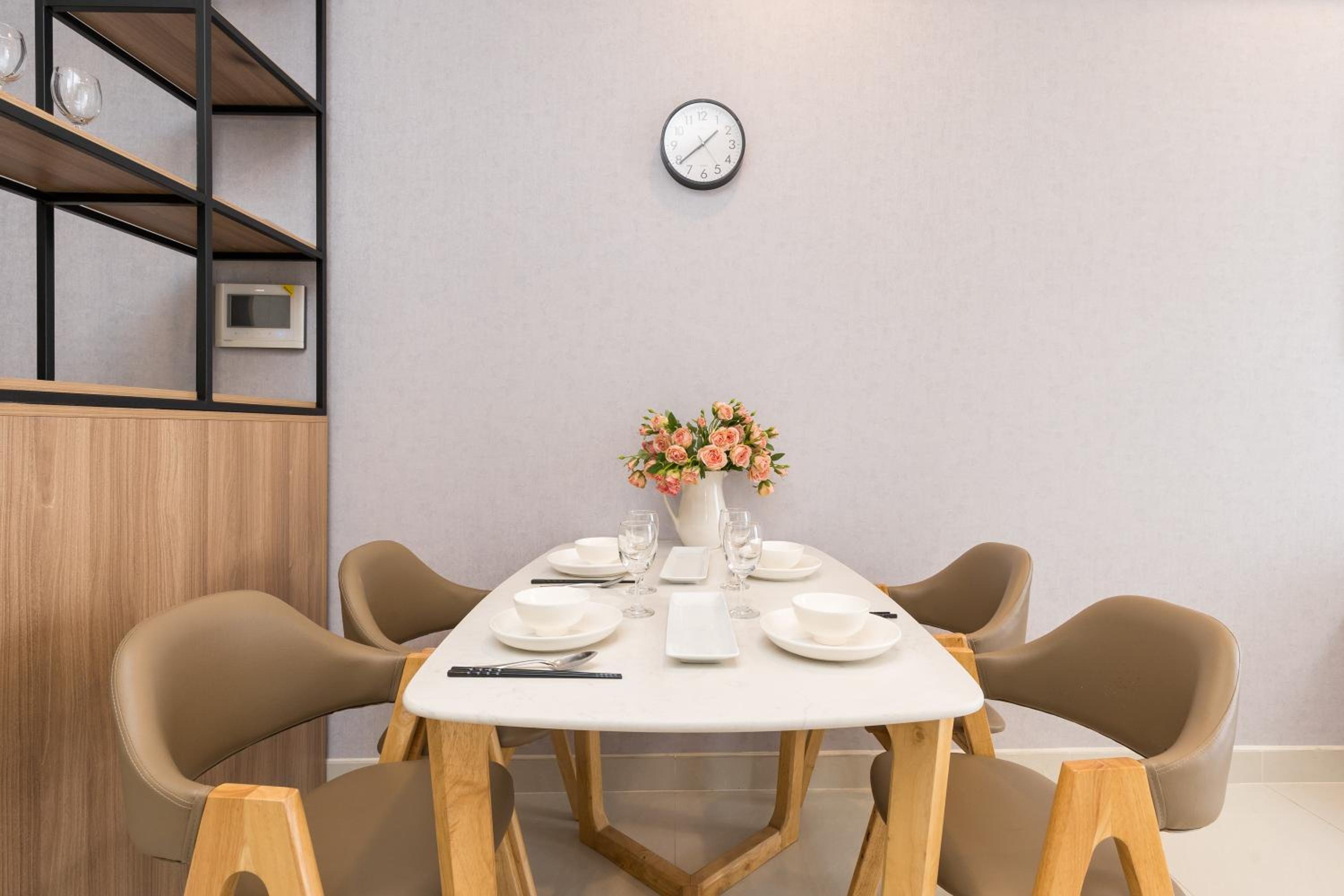 Saigon Royal Apartment 2 bedroom in center