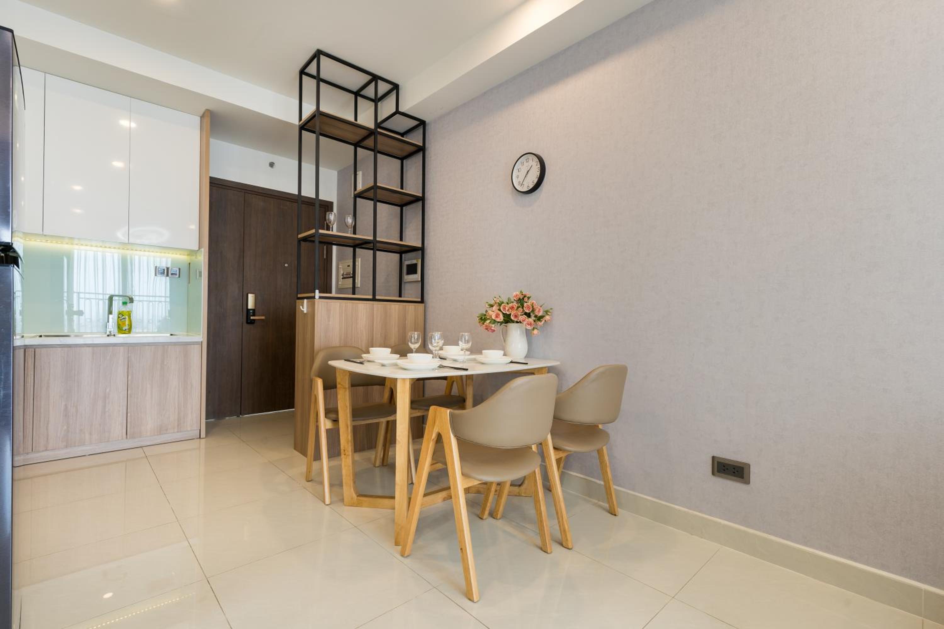 Saigon Royal Apartment 2 bedroom in center