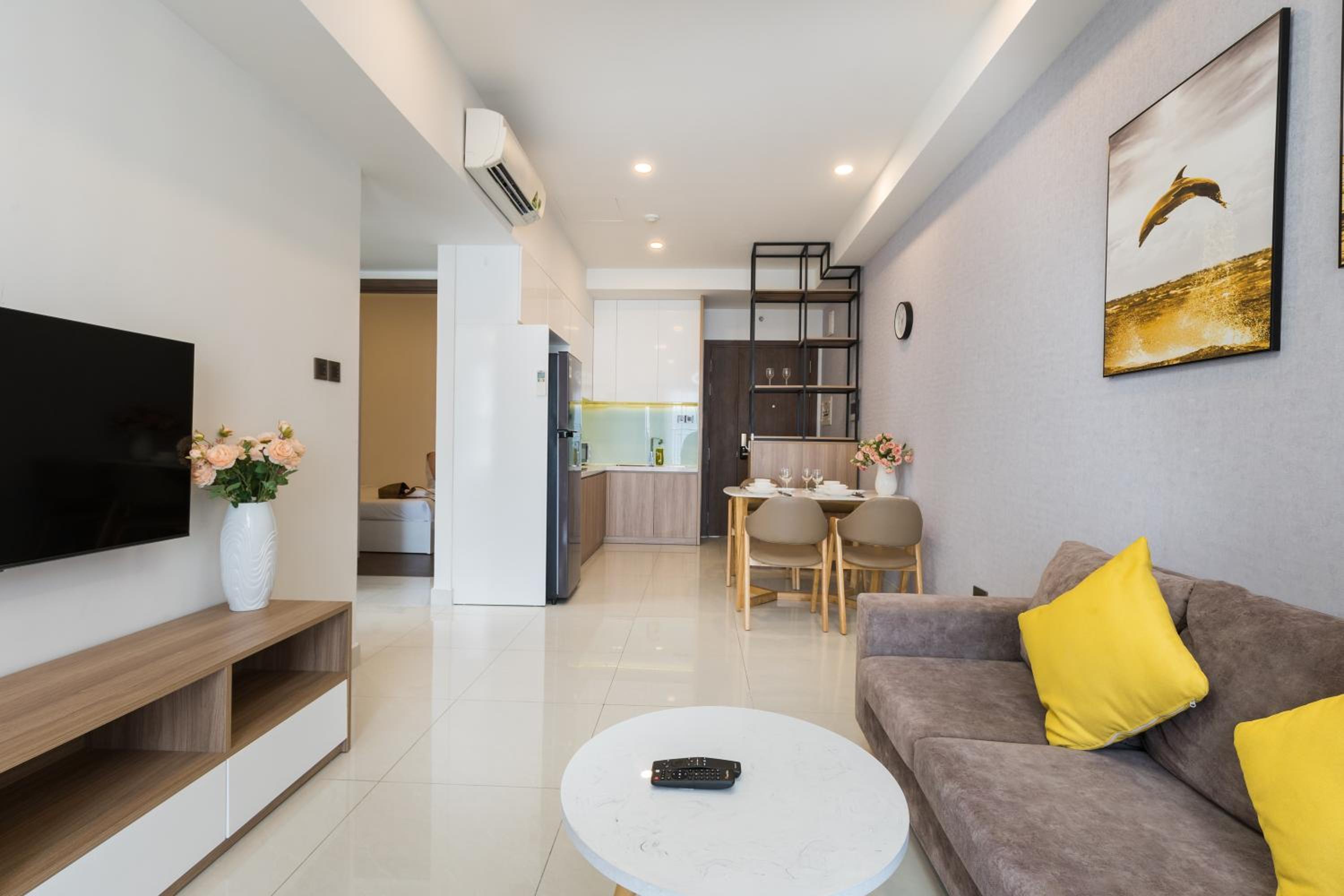Saigon Royal Apartment 2 bedroom in center