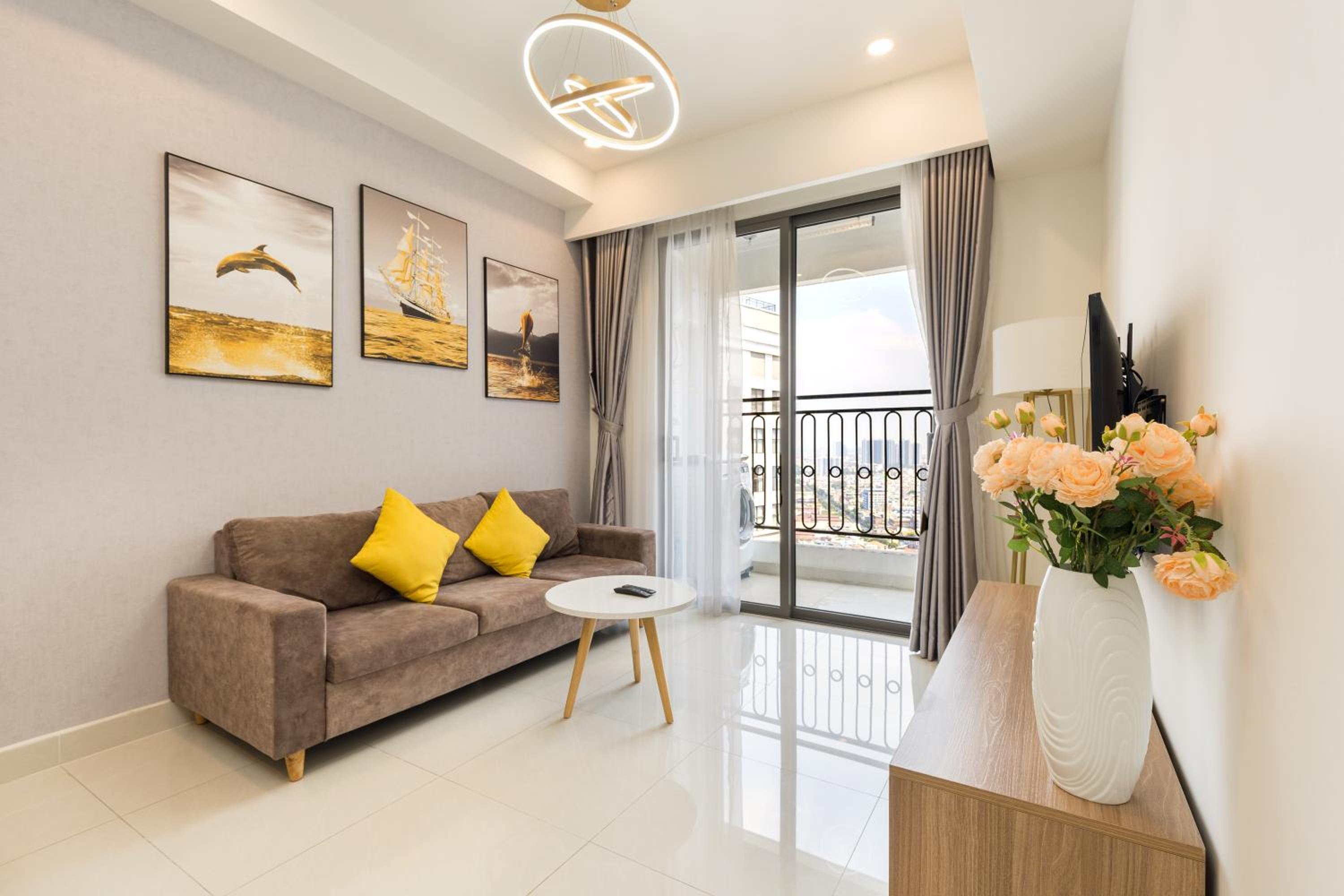 Saigon Royal Apartment 2 bedroom in center