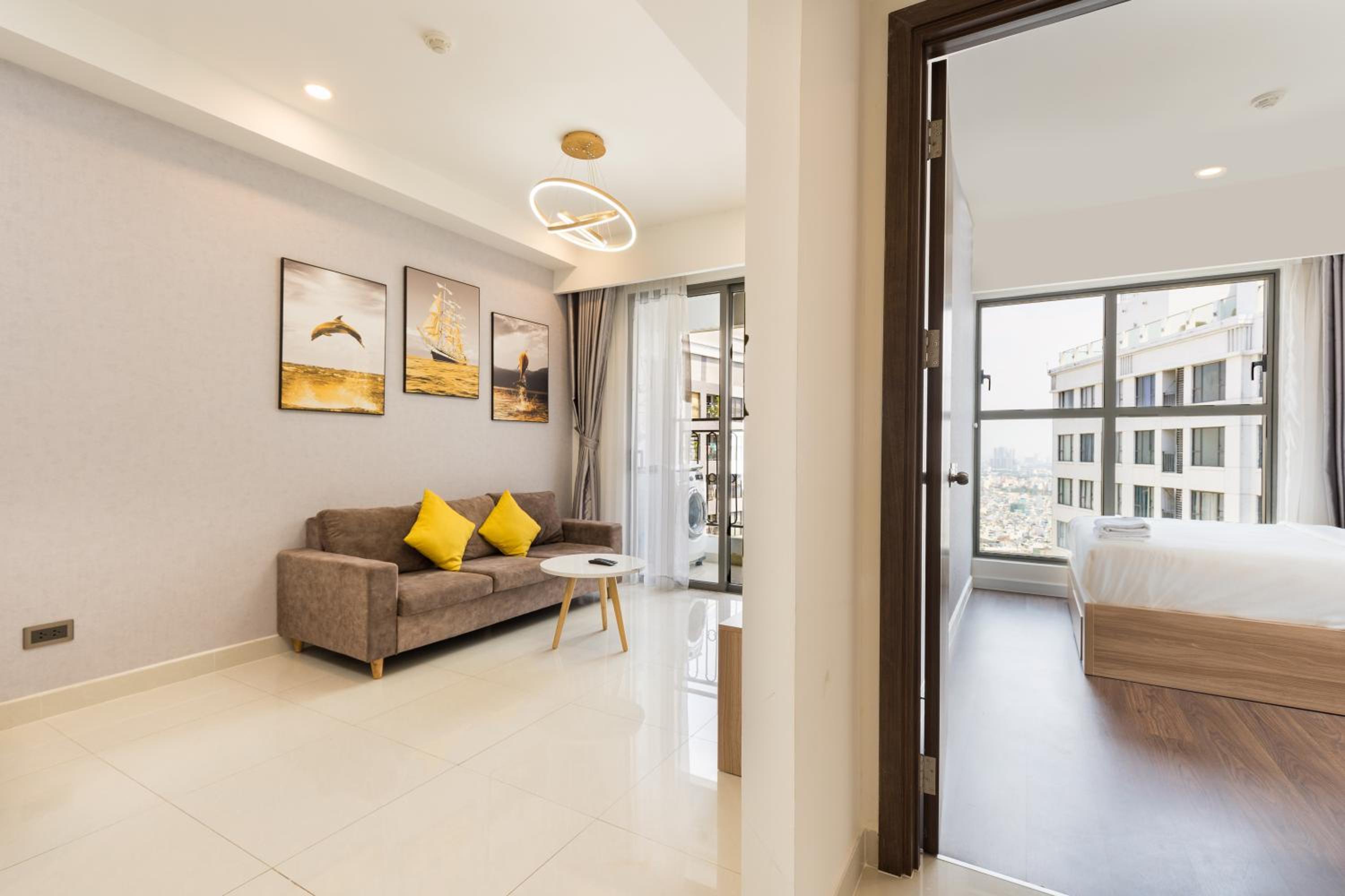 Saigon Royal Apartment 2 bedroom in center