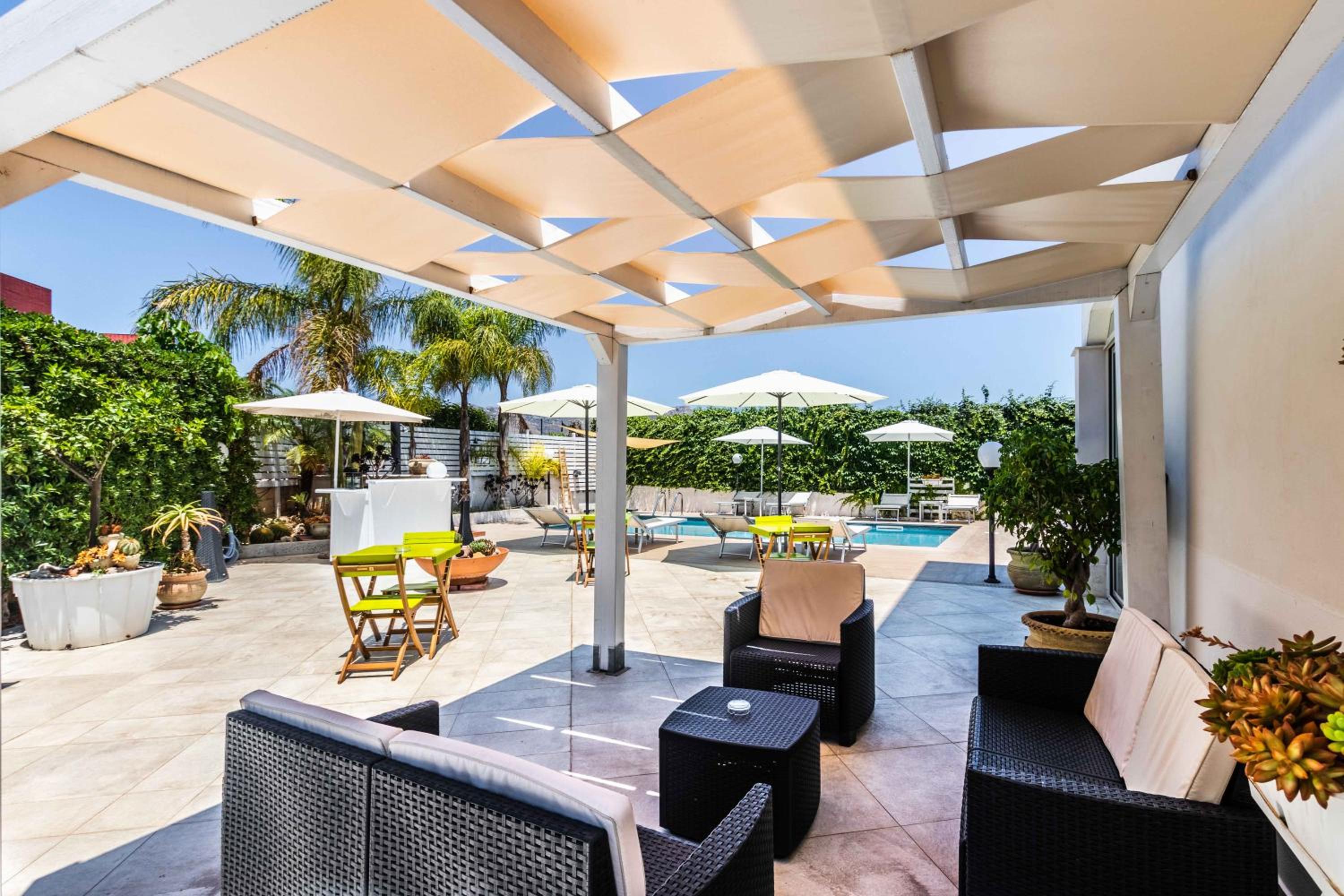 Marricriu BeB Rooms and Pool Avola view 5