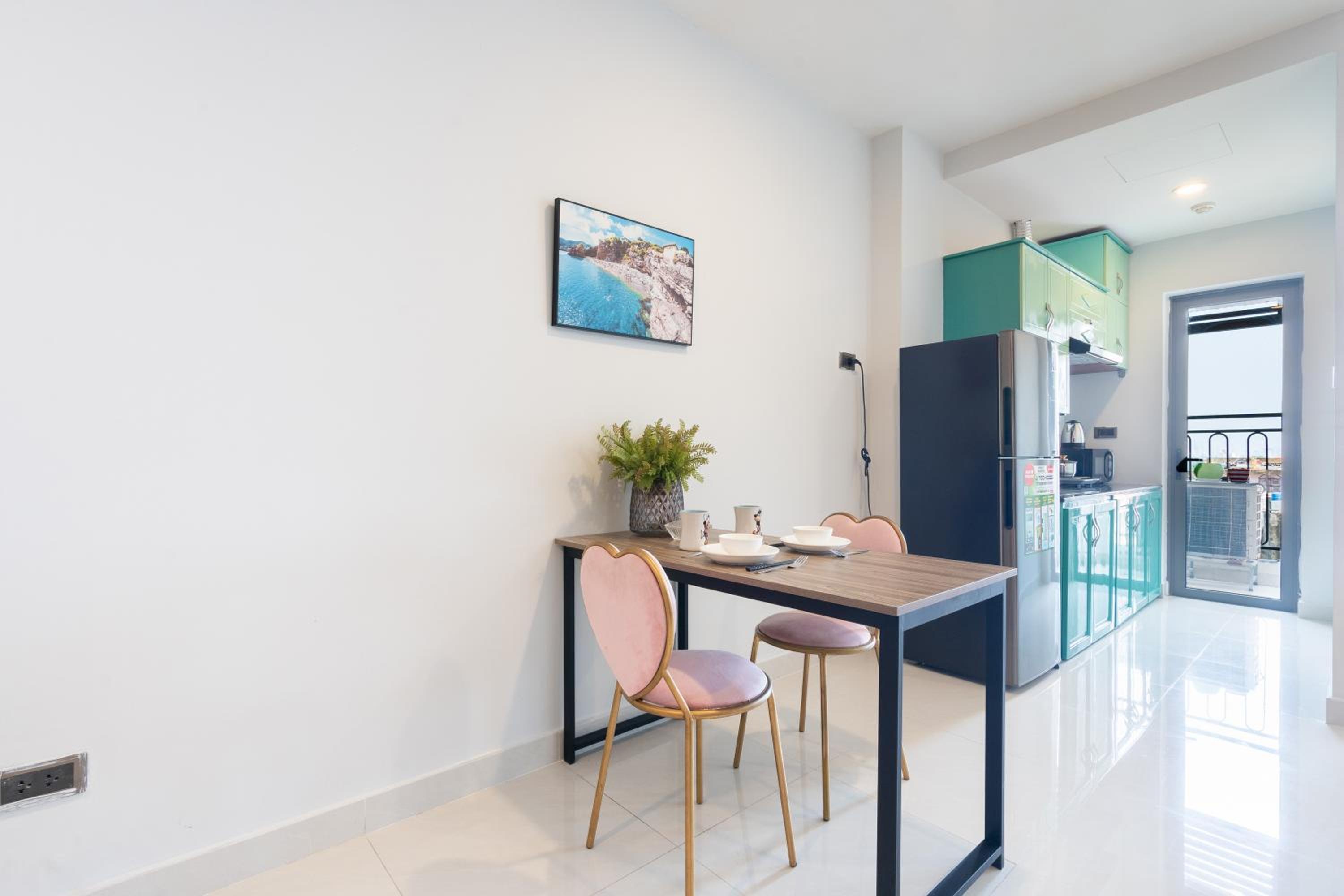 Saigon Royal Apartment 2 bedroom in center