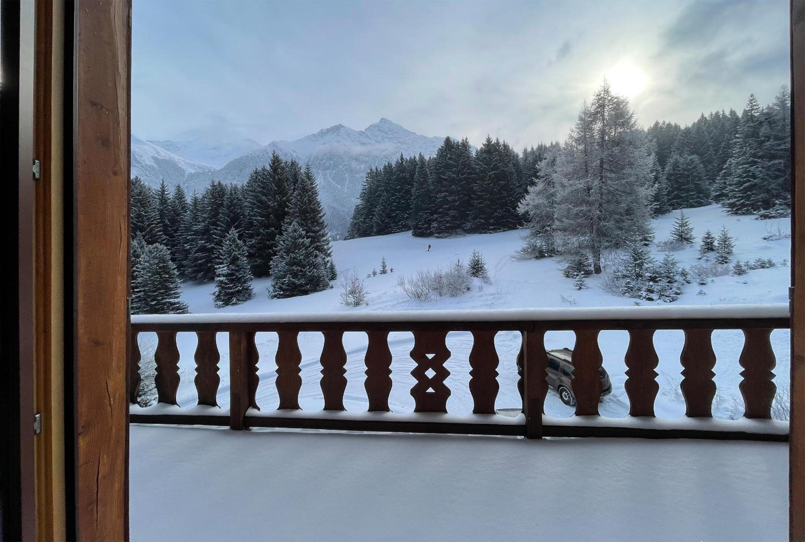 Ski-in Ski-out Chalet Crestas for 16 persons- Lenzerheide