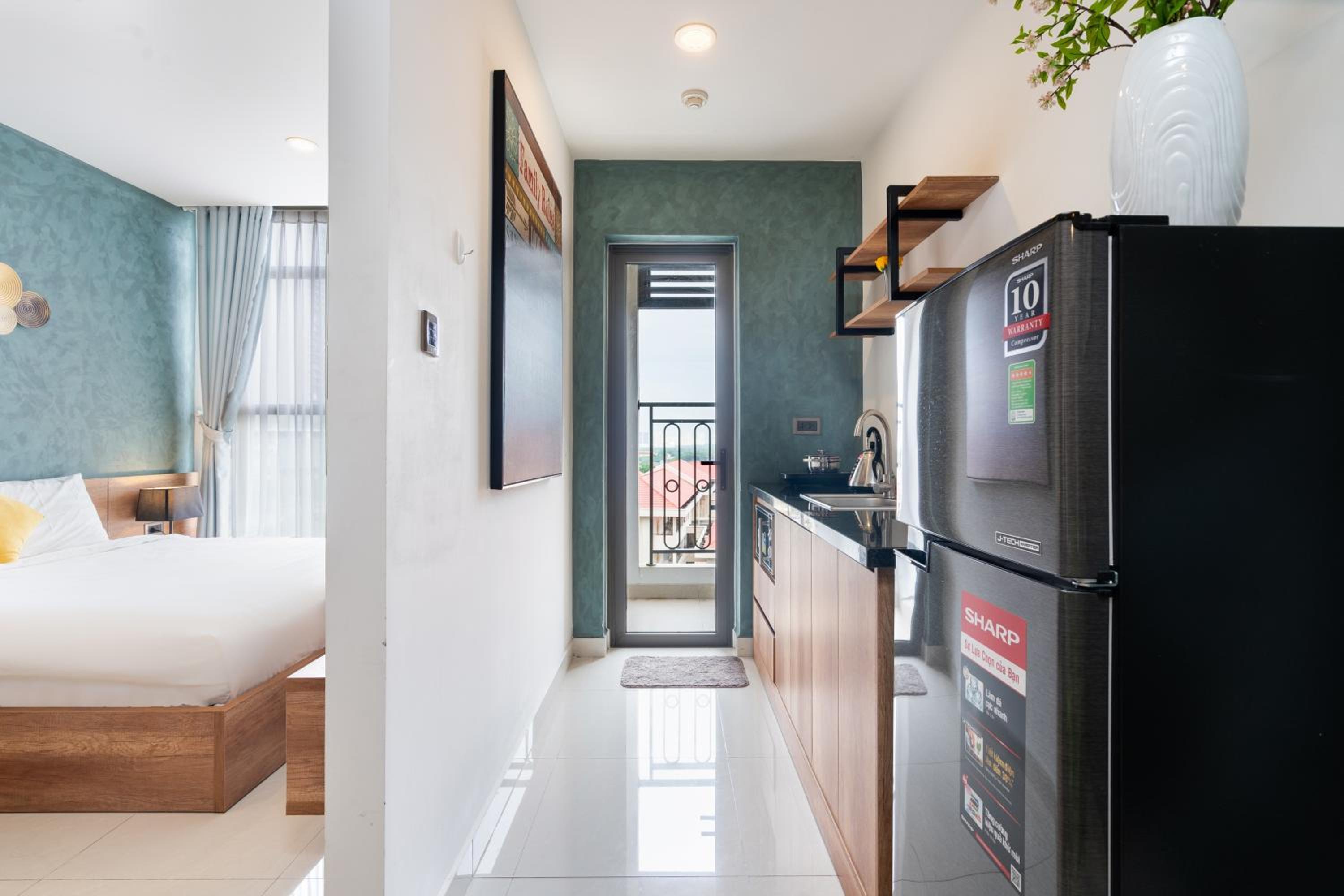 Saigon Royal Apartment 2 bedroom in center