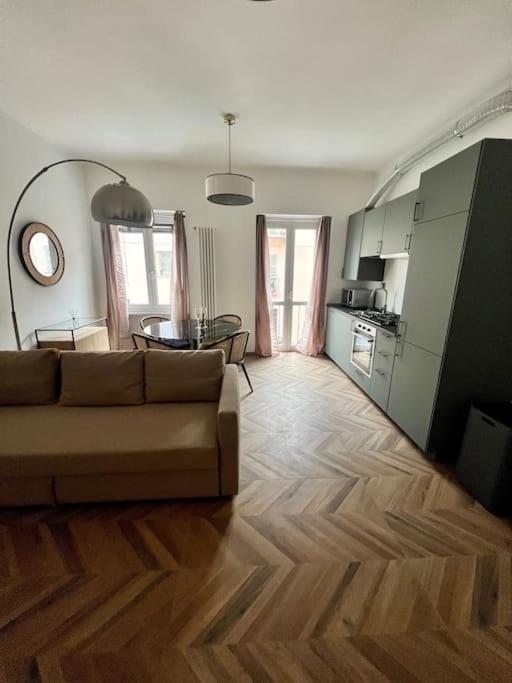 Casa Sassari - vicino Porta Susa F.S. view 5