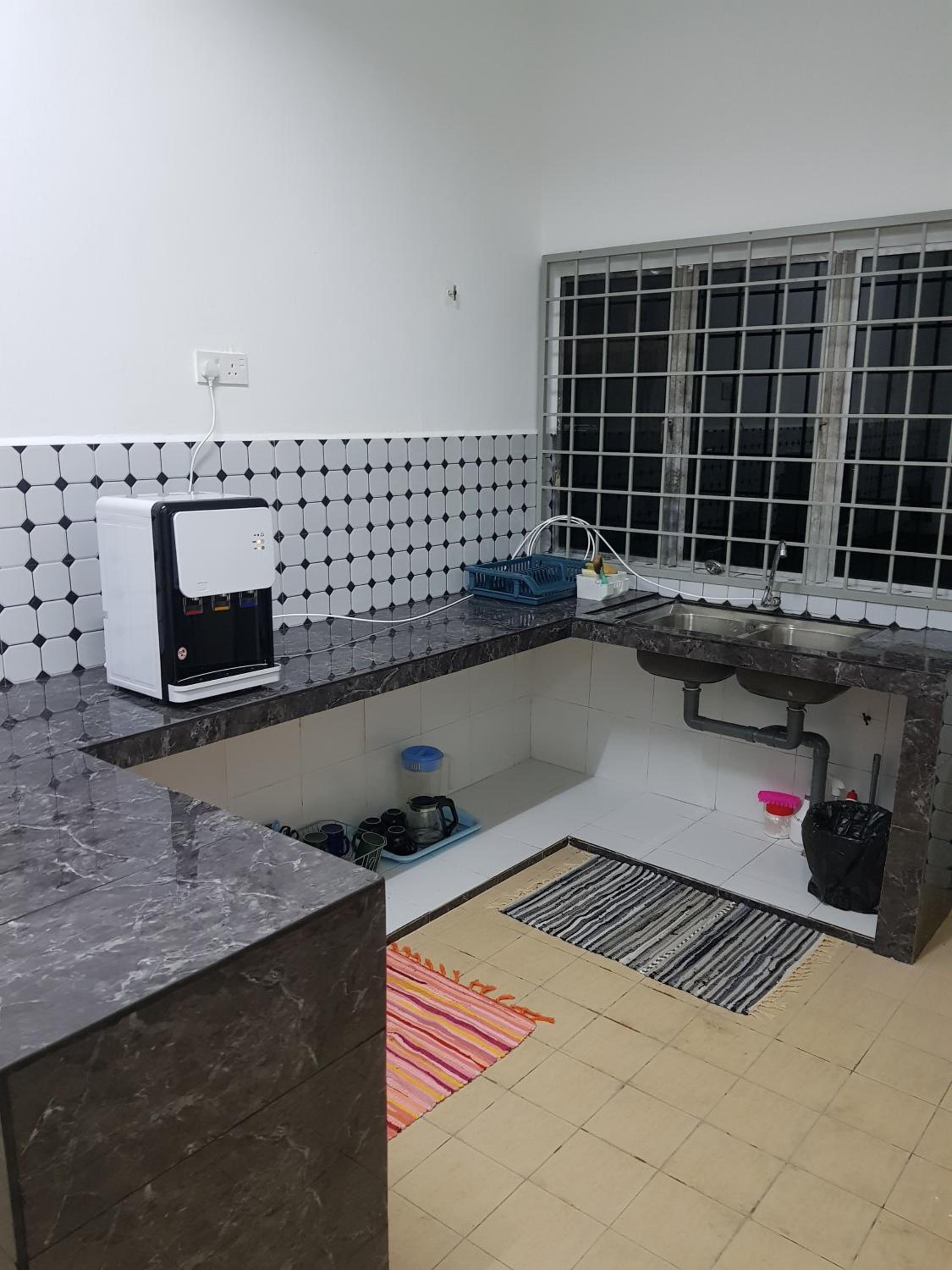 4 Bedroom House Indera Mahkota 8 Kuantan Homestay photo 4