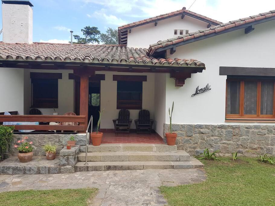 Amplia Casona de Estilo en La Falda