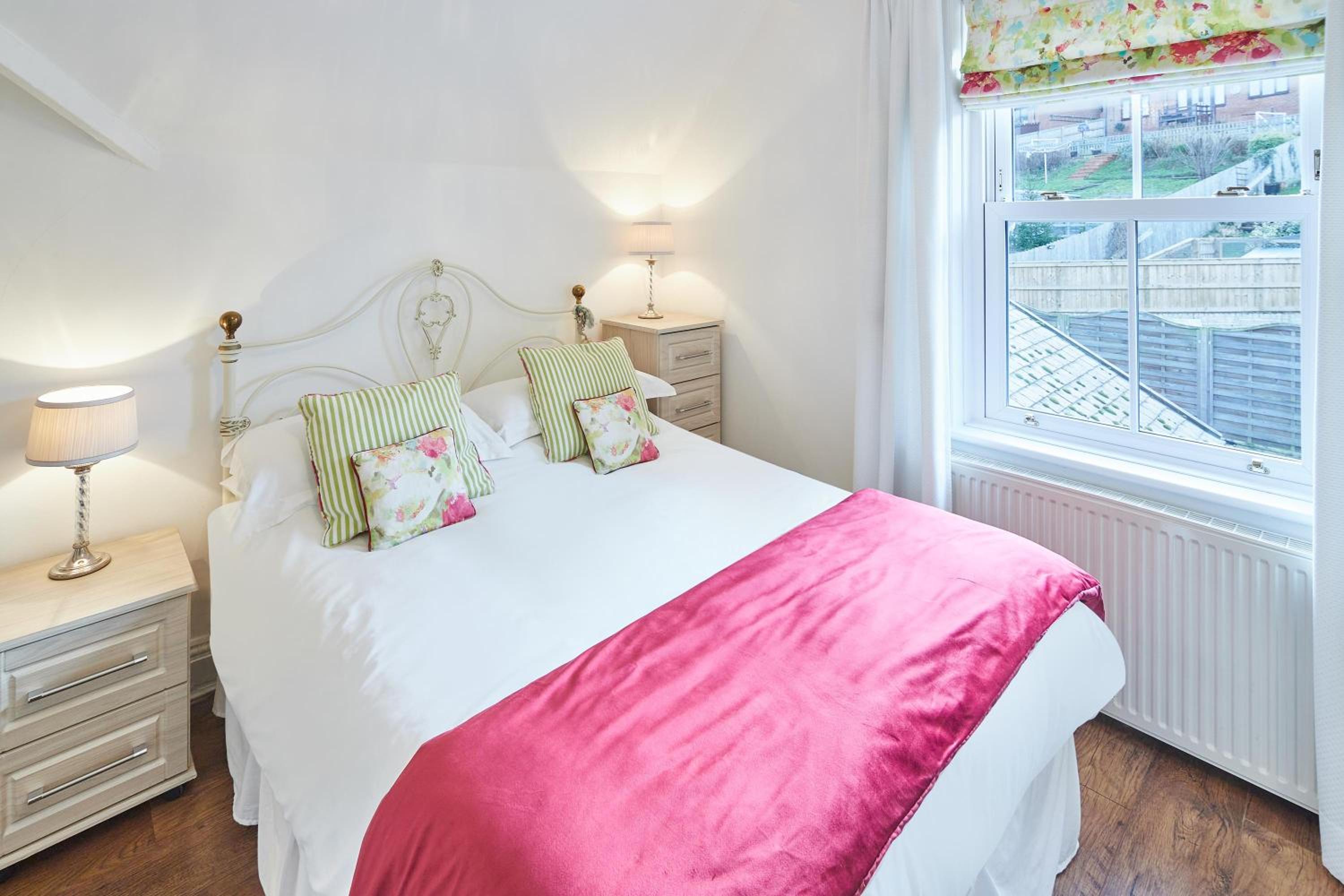 Host & Stay - Park Place Apartment view 5
