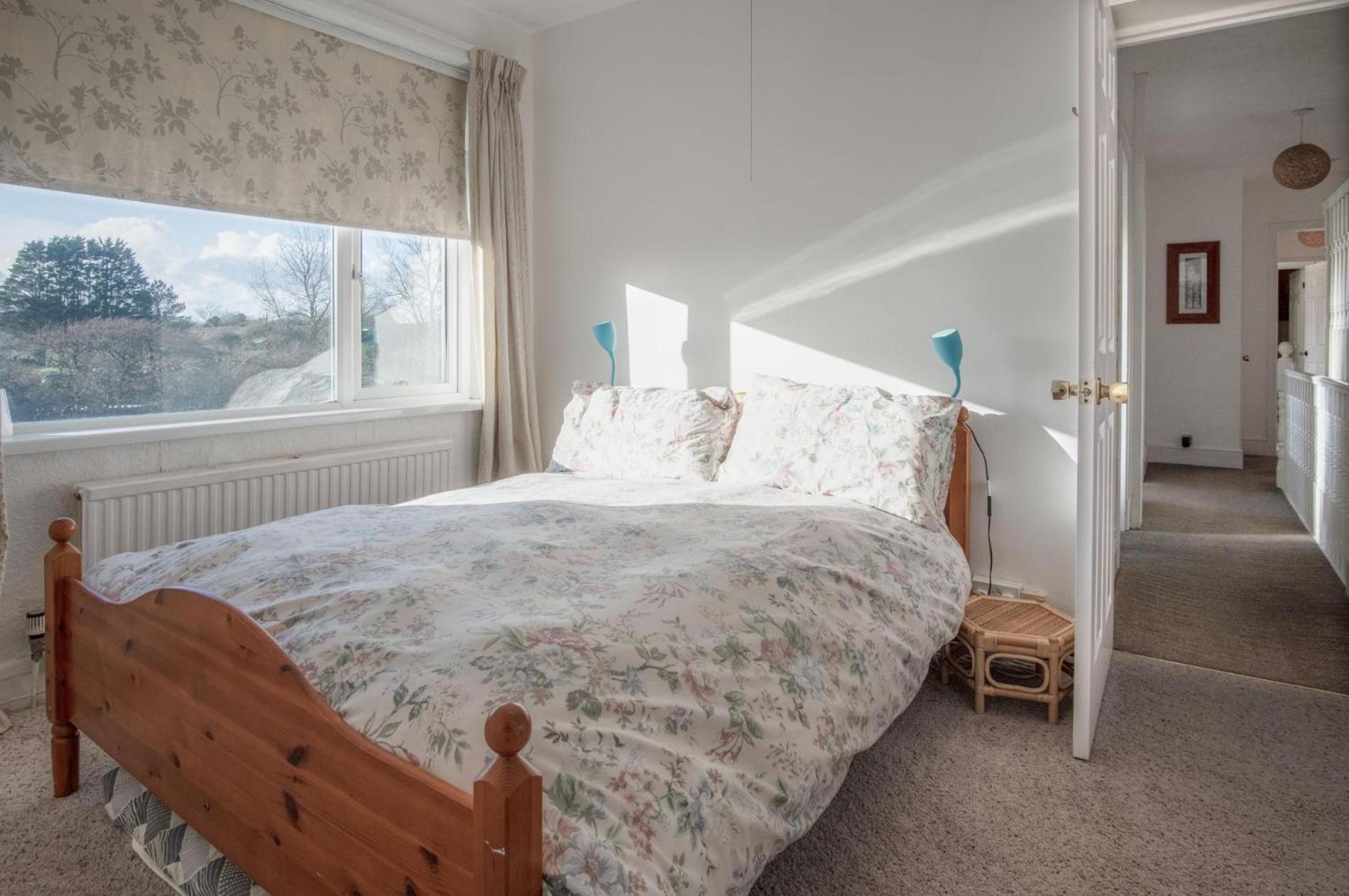 Maytree Cottage - 4 Bedroom Holiday Home - Tenby view 4