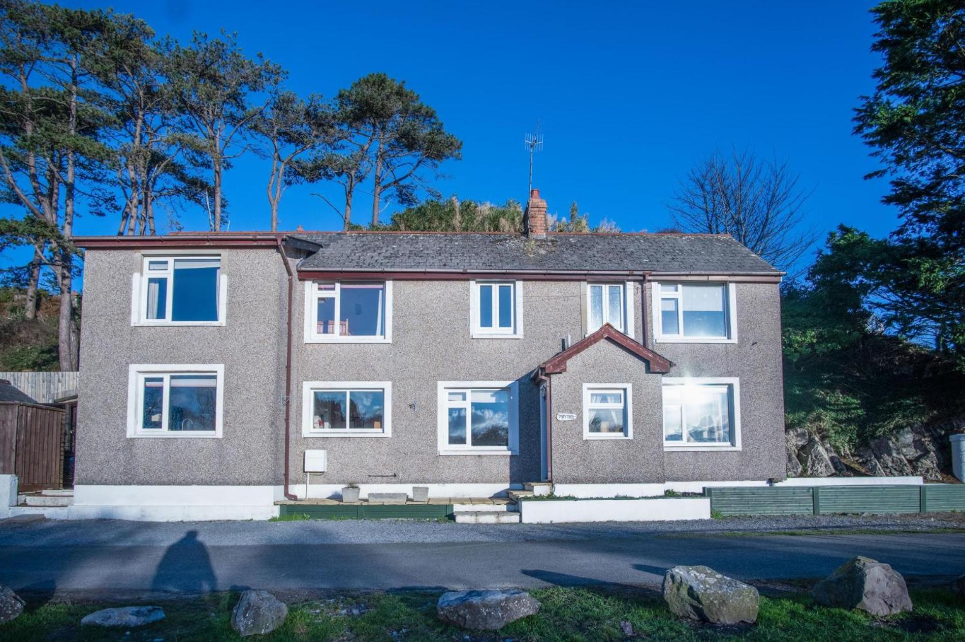 Maytree Cottage - 4 Bedroom Holiday Home - Tenby view 2