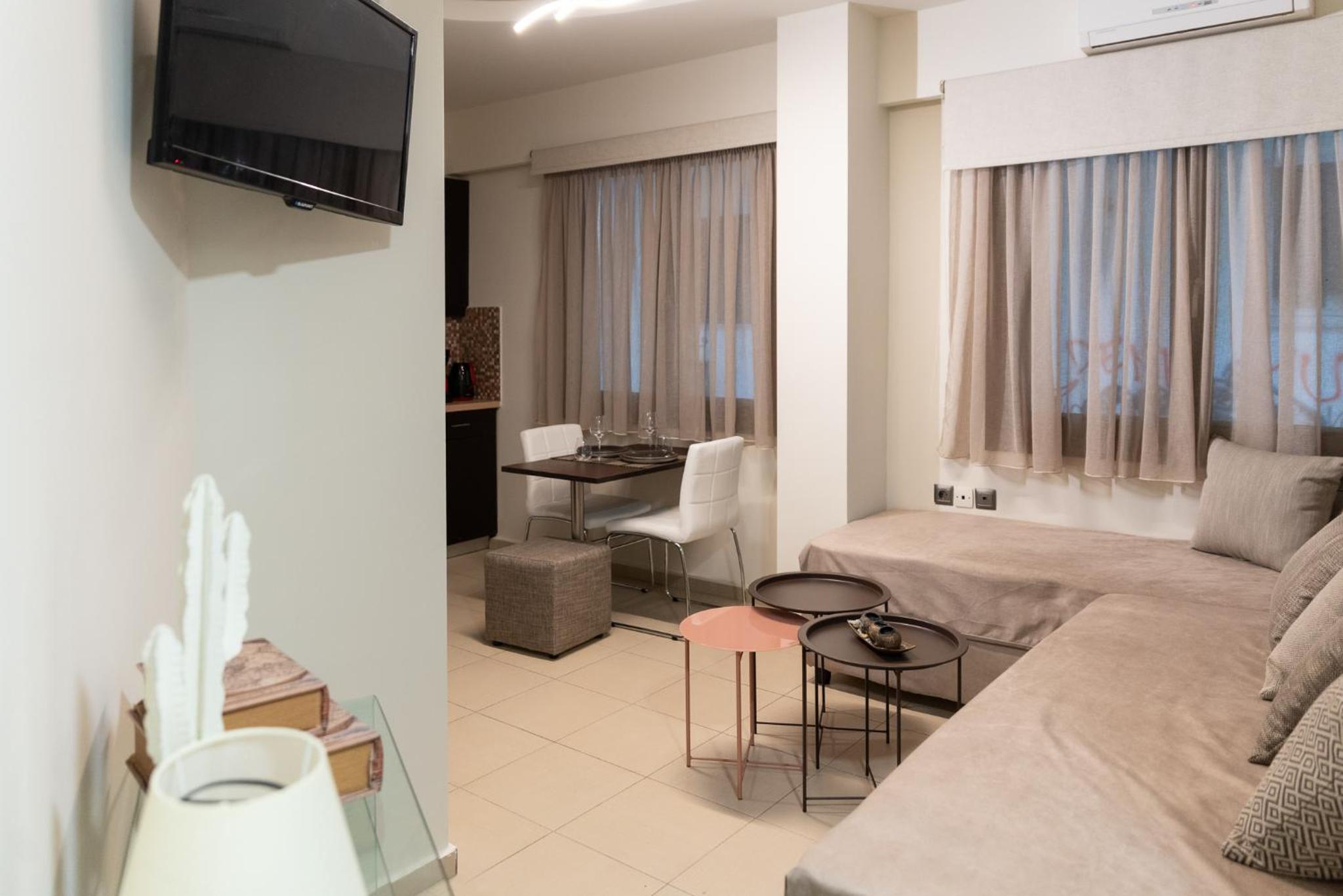 Pasiphae Lux Apartment Downtown