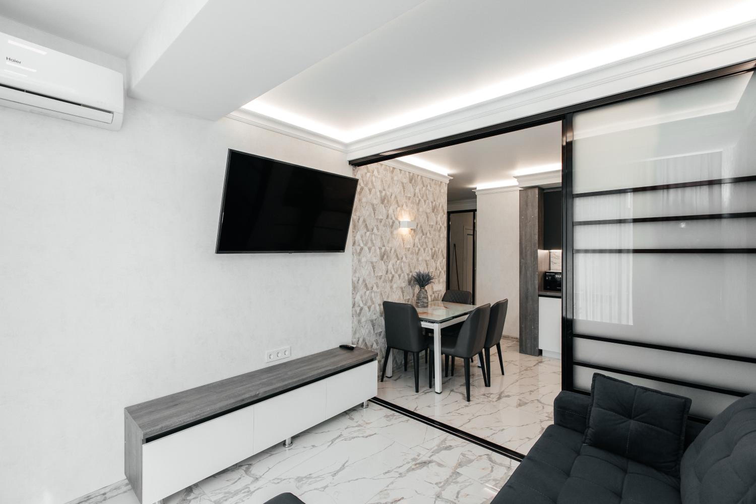 Luxury Apartment