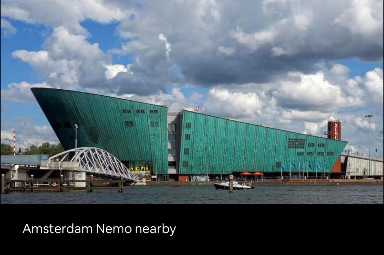 Hotel Tiny House With Sauna & Jacuzzi Near Amsterdam