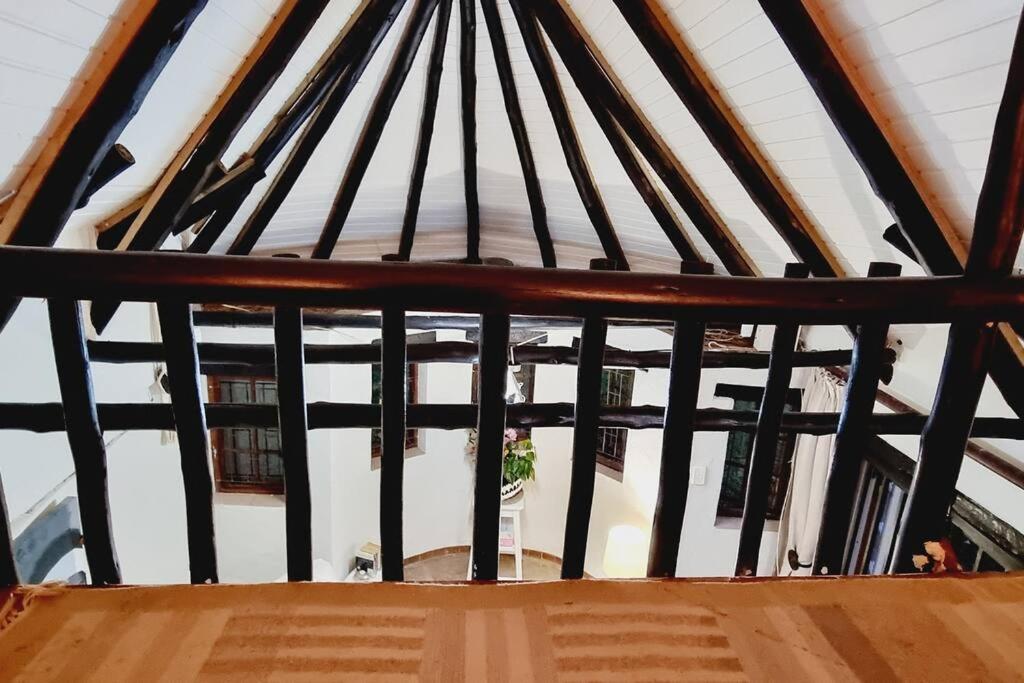 The Loft: Cosy 1 Bed Loft W/ Amazing View and Pool view 5