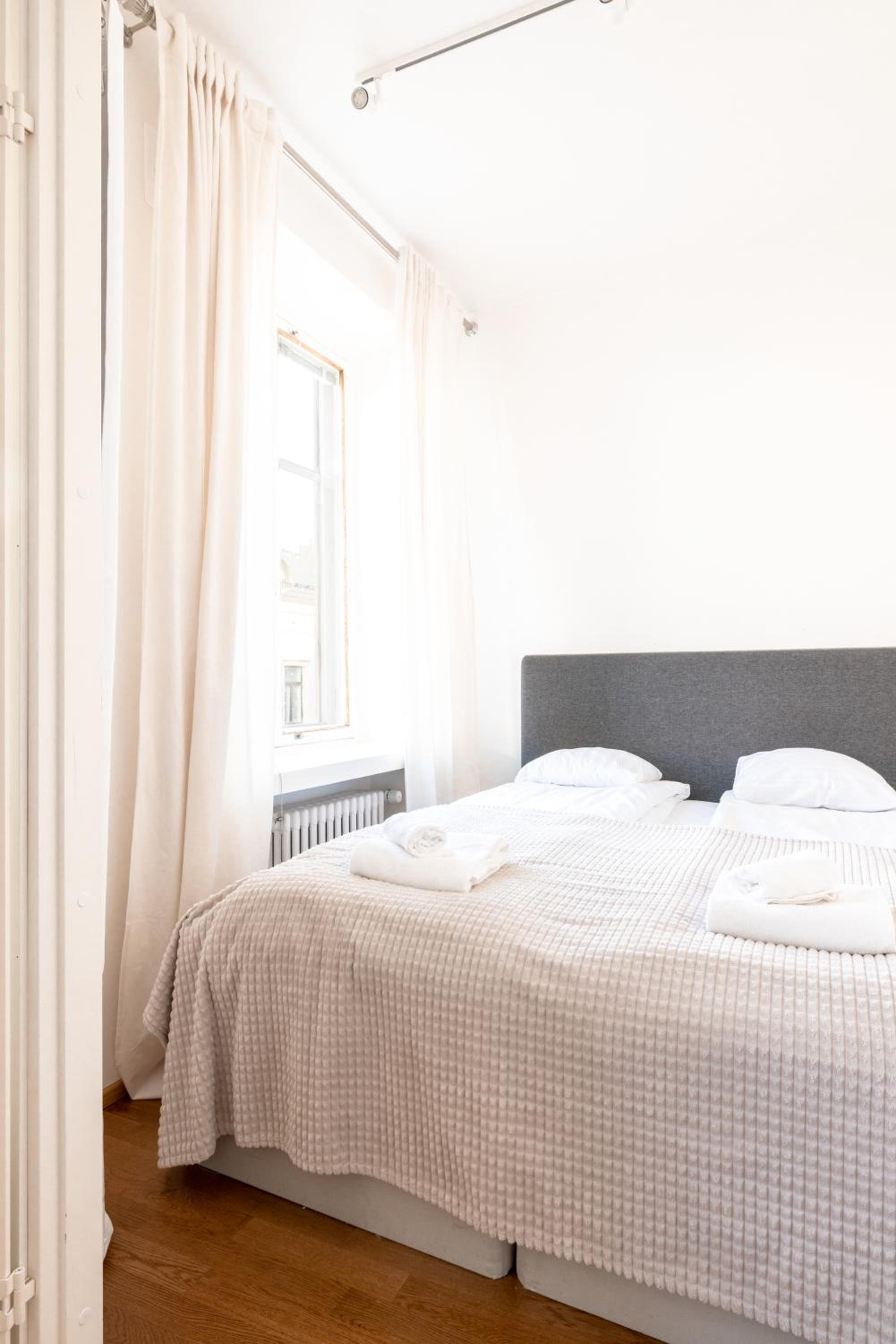 POISTA 2ndhomes Cozy & Modern Top Floor 1BR Home view 5