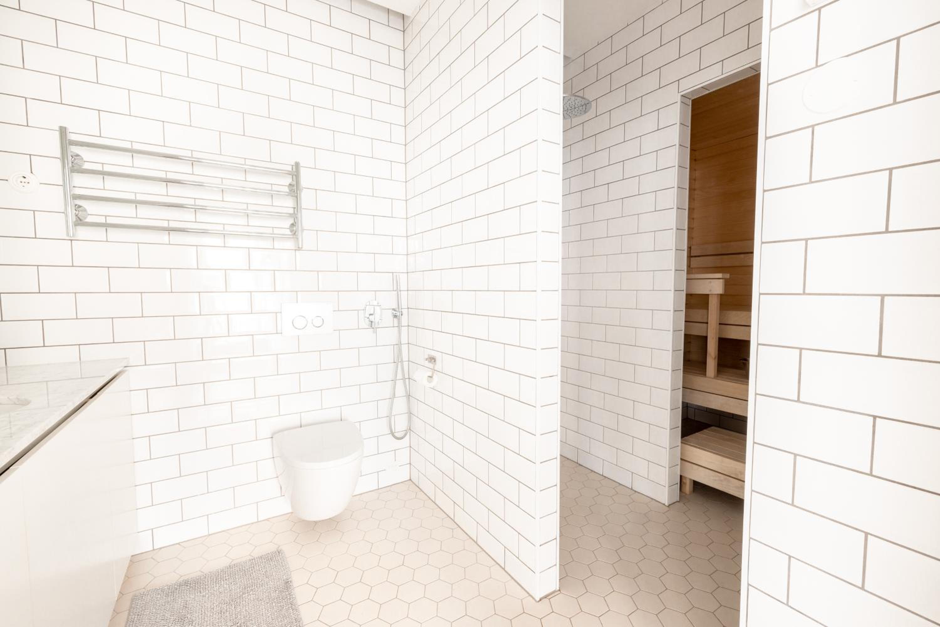 POISTA 2ndhomes Stunning and Luminous 2BR Loft House w Sauna in Eira view 4