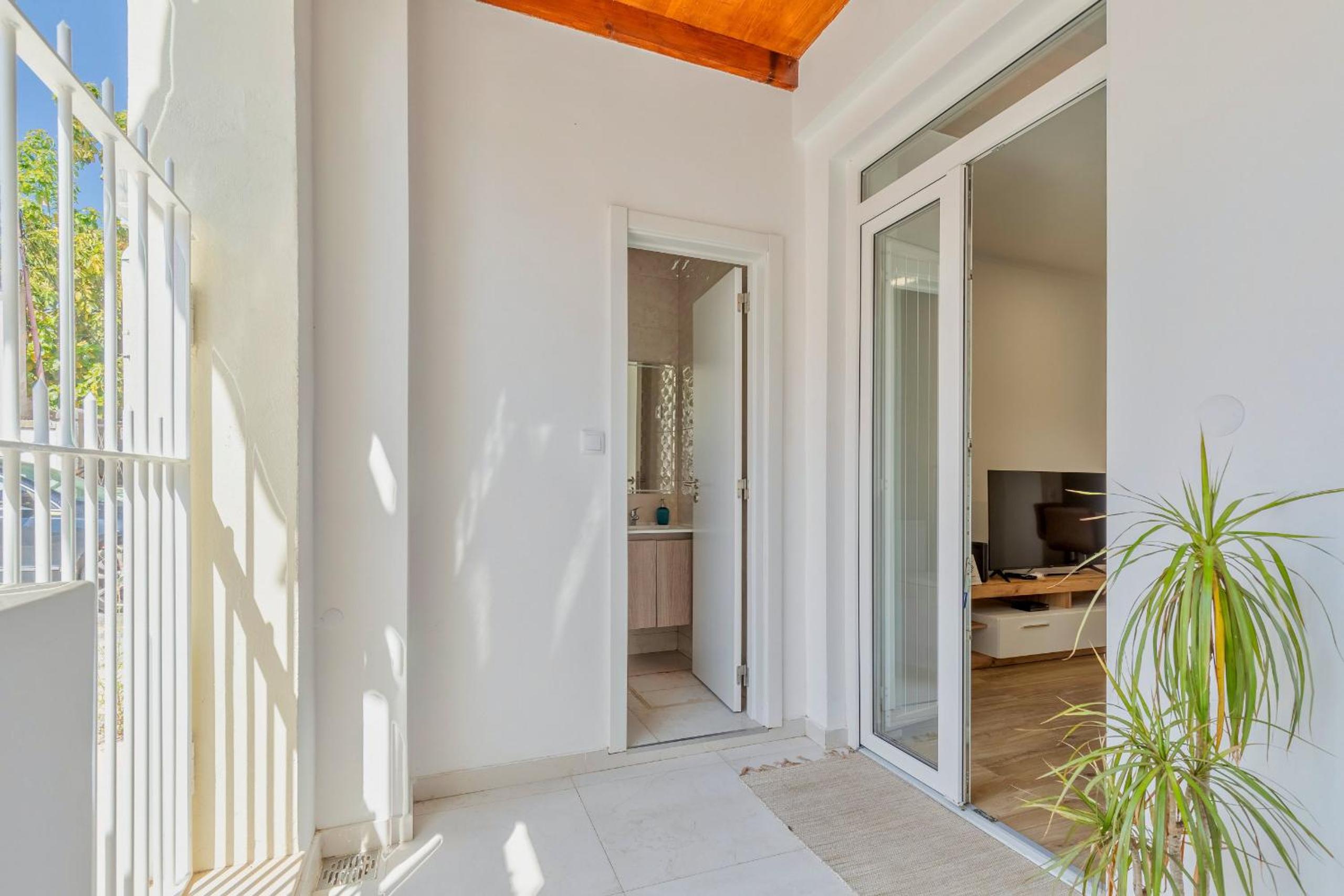 Garrett Terrace view 2