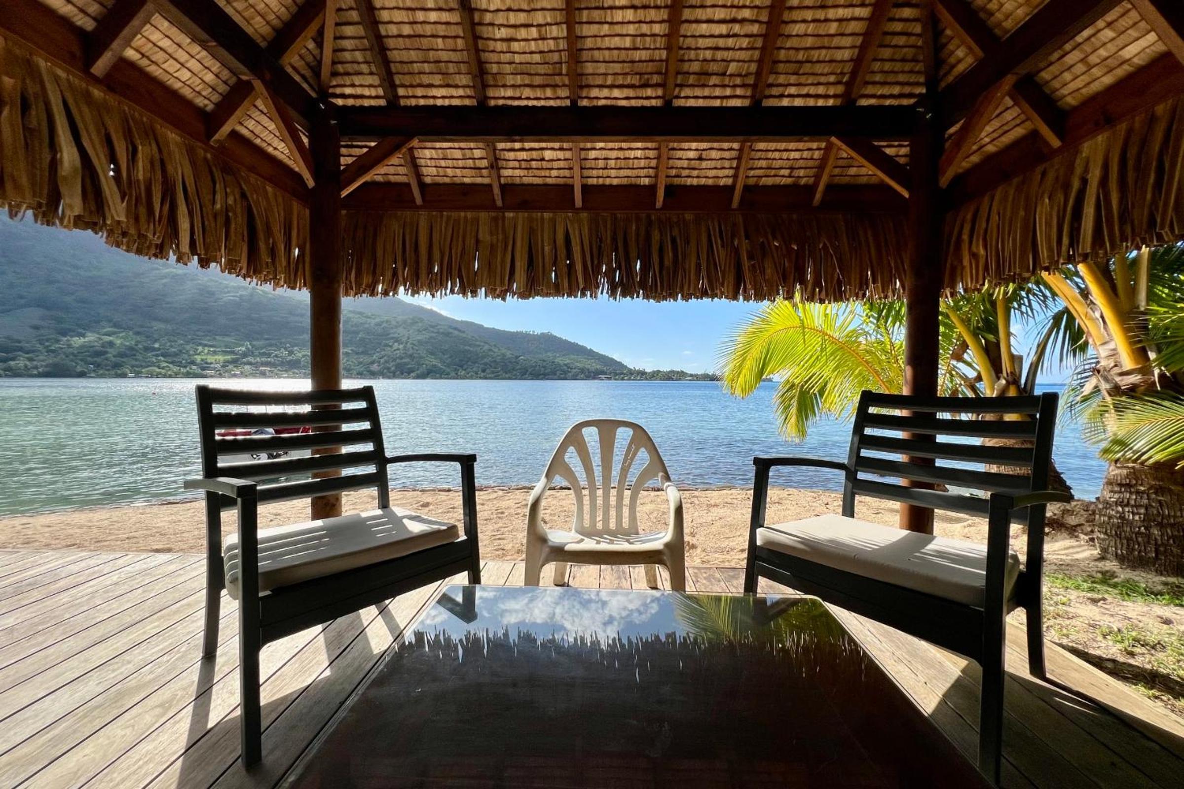 Villa Ohana - 4BR Beachfront Villa view 3