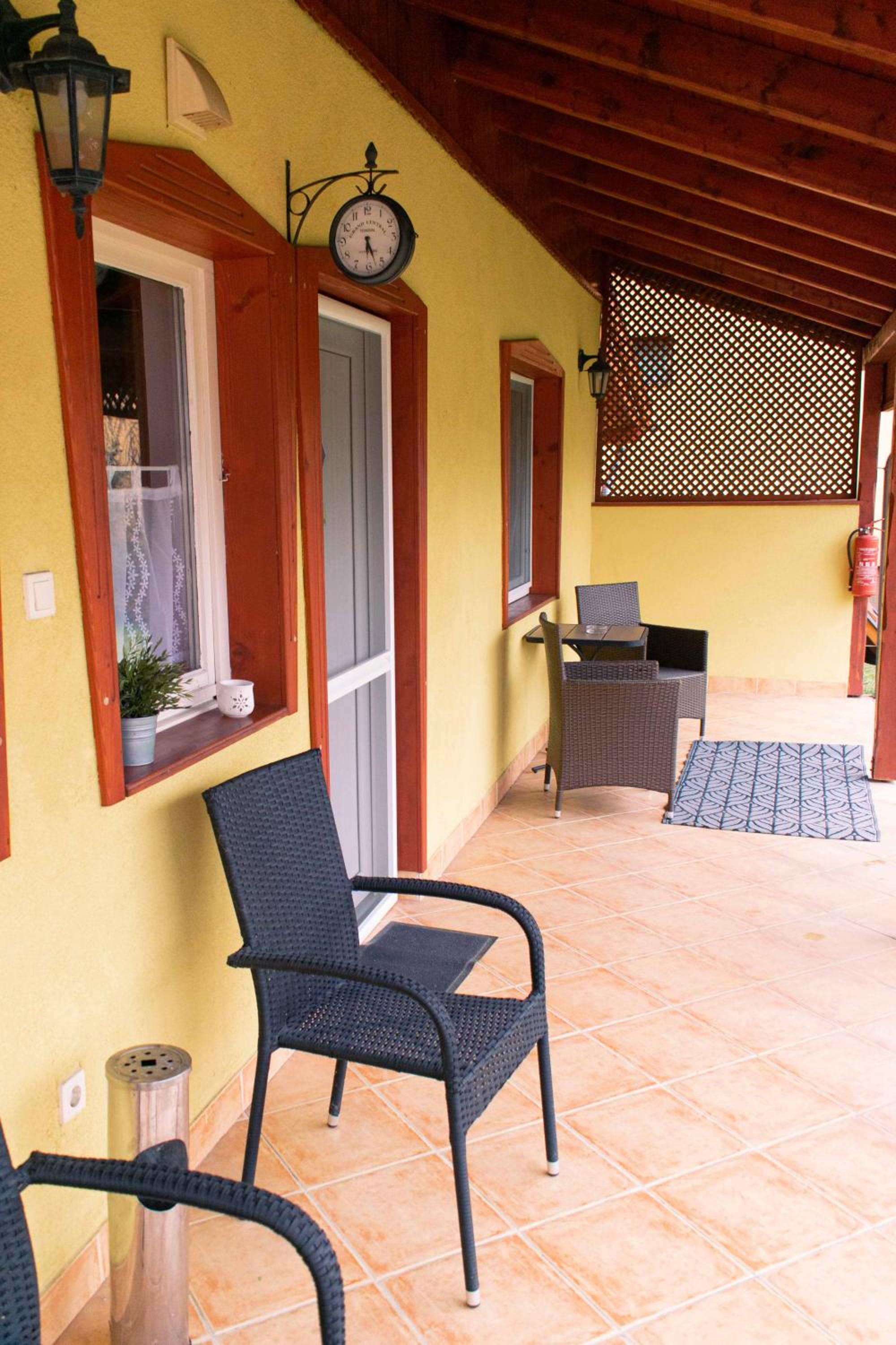 Borostyán Apartmanház