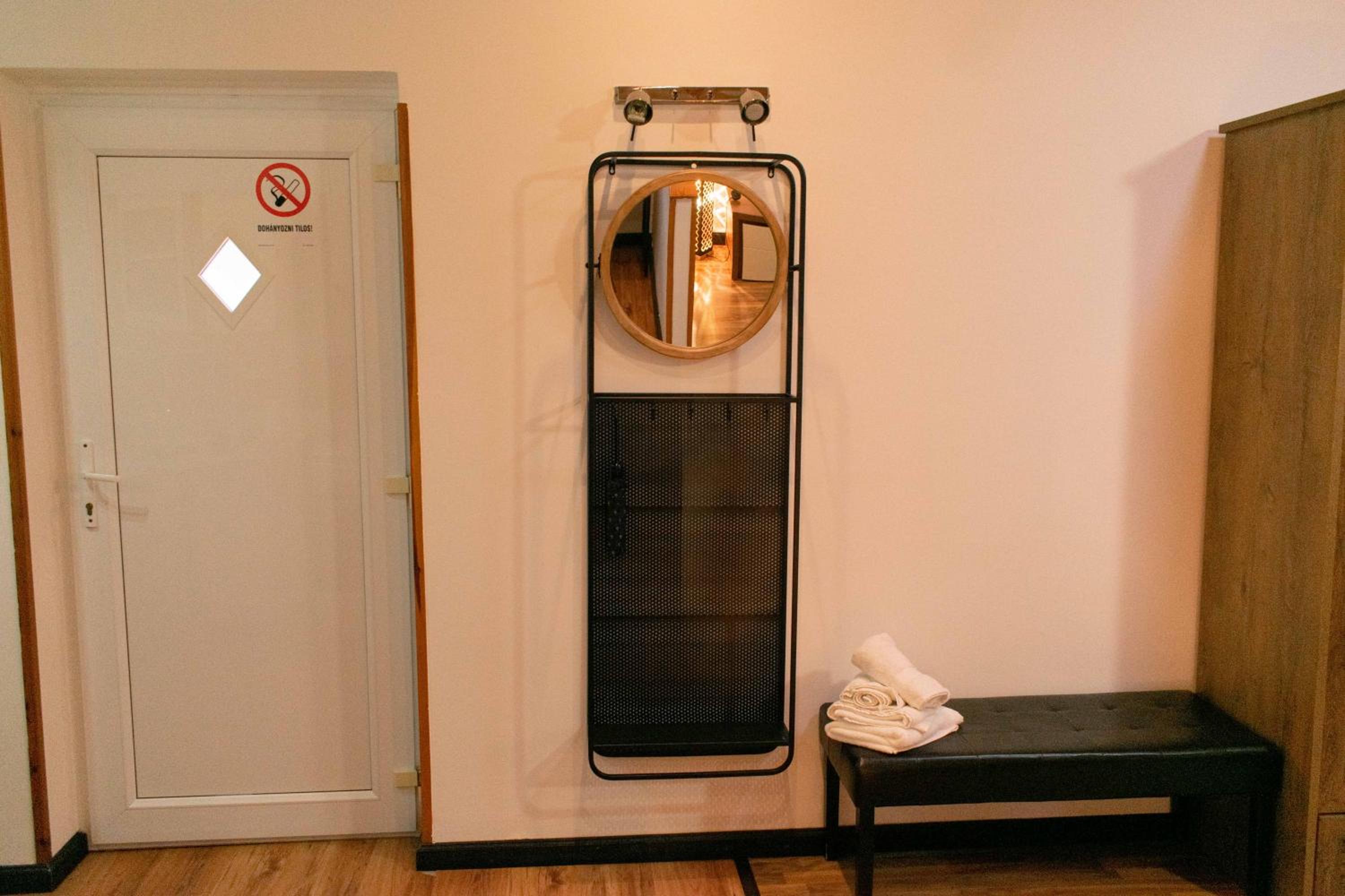 Borostyán Apartmanház