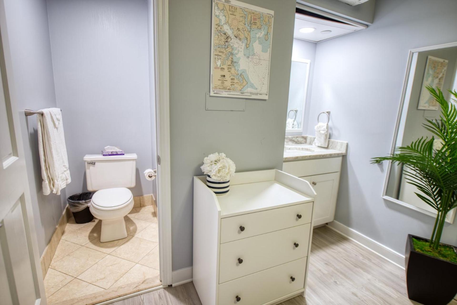 Annapolis Vacations - Inn on Main Annapolis - Property Image 16