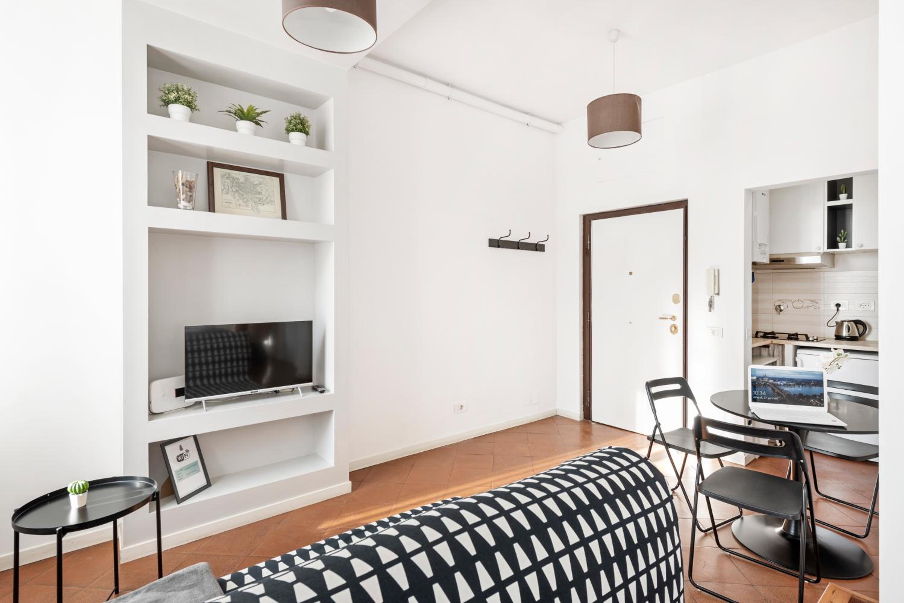 White Flat Termini