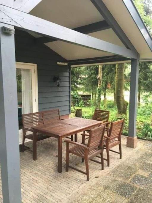 Heerlijk huis in een prachtige bosrijke omgeving.