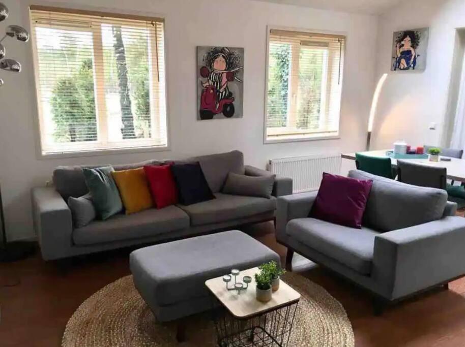 Heerlijk huis in een prachtige bosrijke omgeving.